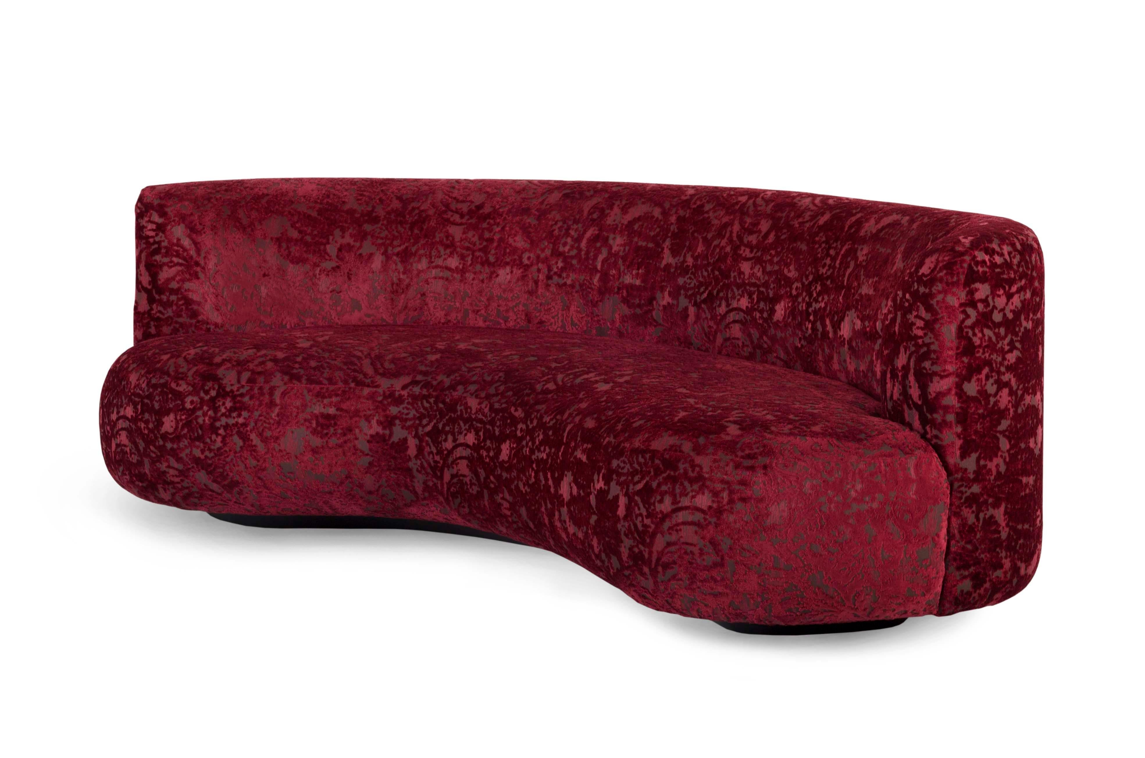 Modern Twins Curved Sofa, Bordeaux Velvet, Handmade in Portugal by Greenapple In New Condition For Sale In Lisboa, PT