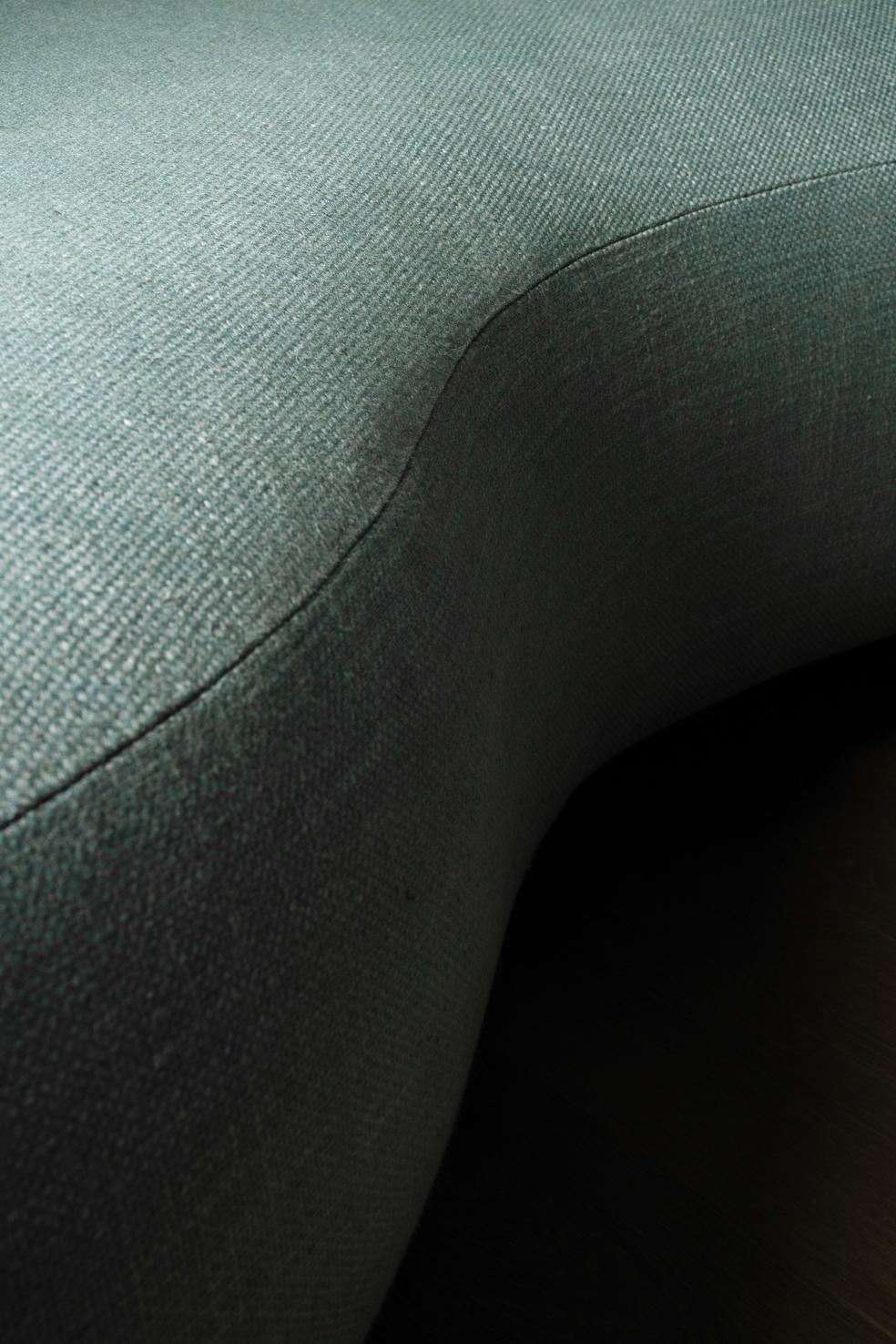 Organic Modern Twins Outdoors Curved Sofa, handgefertigt in Portugal von Greenapple im Angebot 2