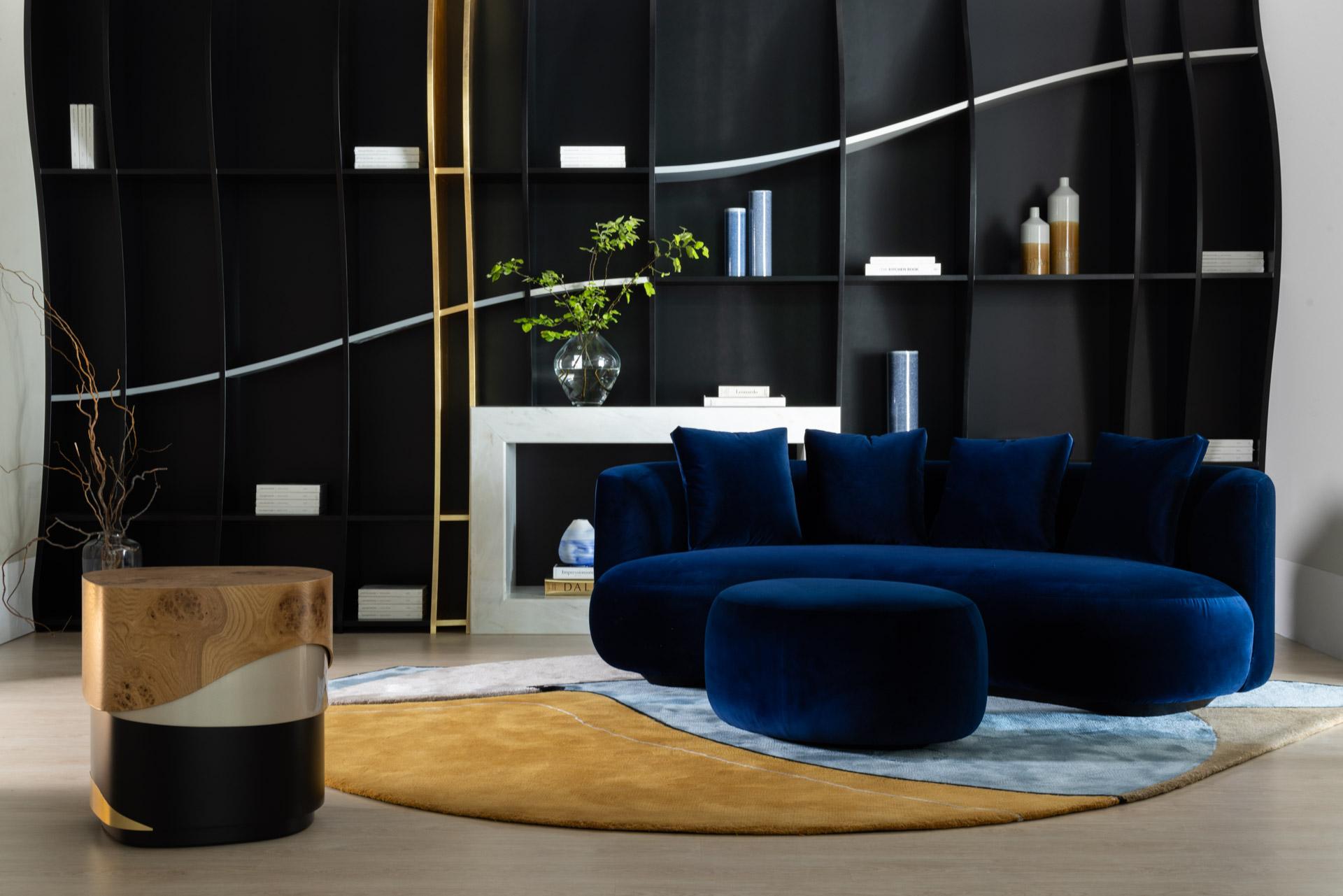 Sofá Twins, Colección Contemporánea, Hecho a mano en Portugal - Europa por Greenapple.

Diseñados por Rute Martins para la Colección Contemporánea, el sofá curvado y la cama de día Twins comparten los mismos genes, pero cada uno posee un diseño