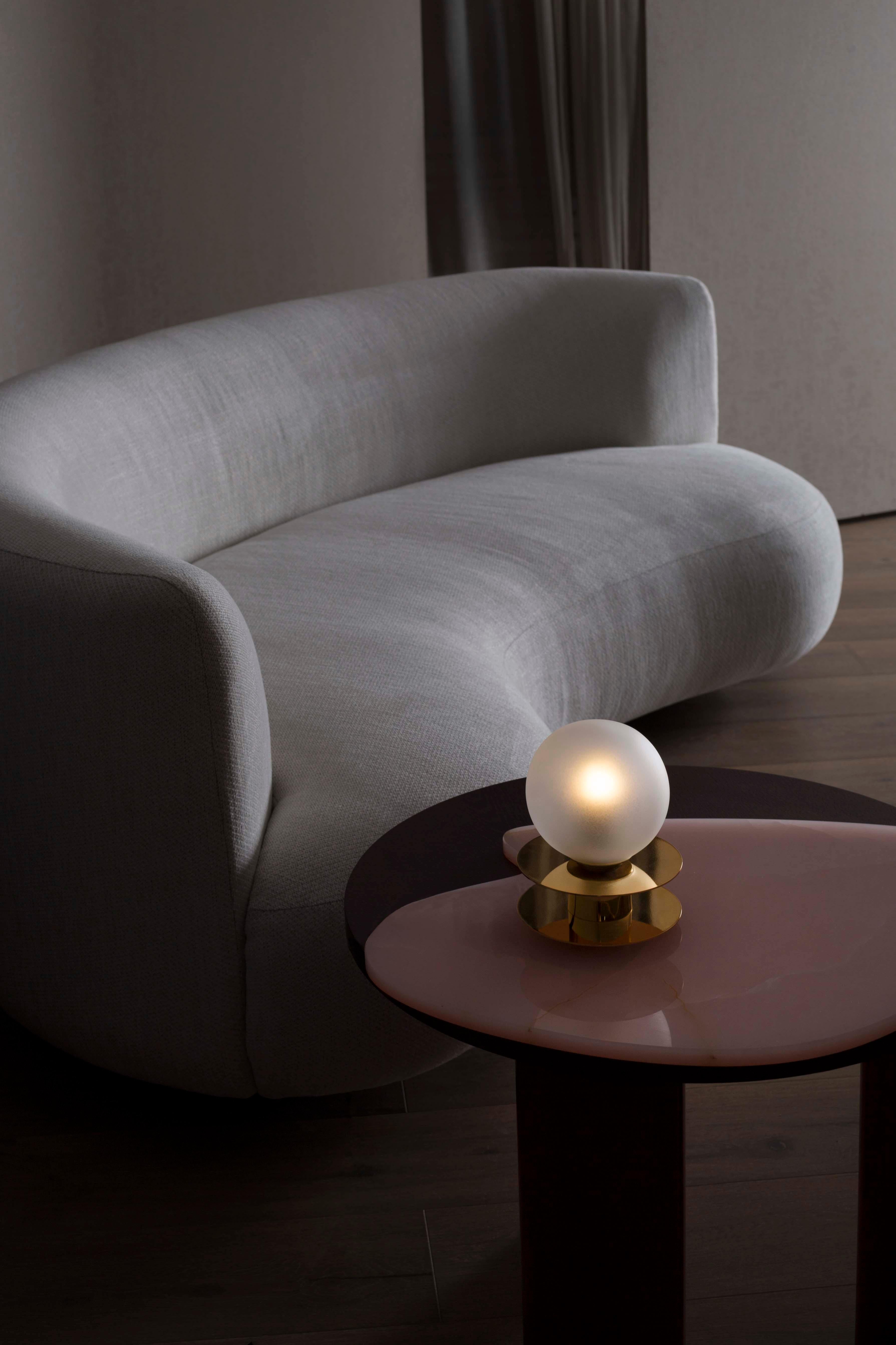 Organic Modern Twins Curved Sofa, Weißer Bouclé, Handgefertigt Portugal von Greenapple im Angebot 8