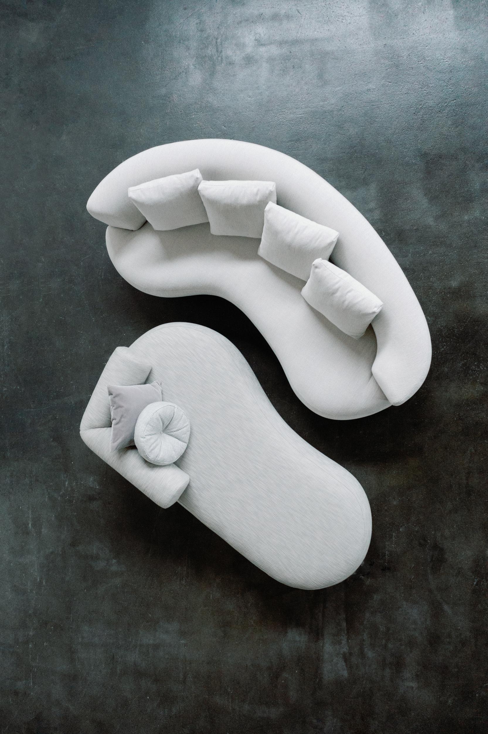 The Modernity Twins Curved Sofa, White Bouclé, Handmade Portugal by Greenapple en vente 3