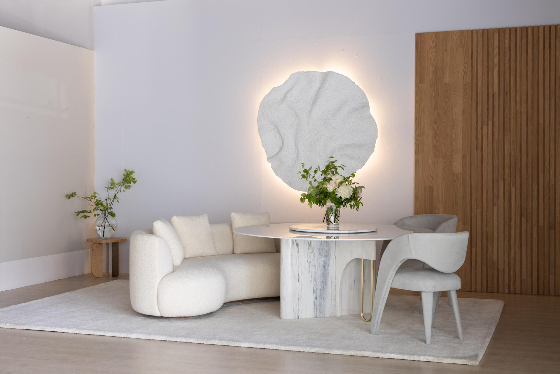 Organic Modern Twins Curved Sofa, Weißer Bouclé, Handgefertigt Portugal von Greenapple (Moderne) im Angebot