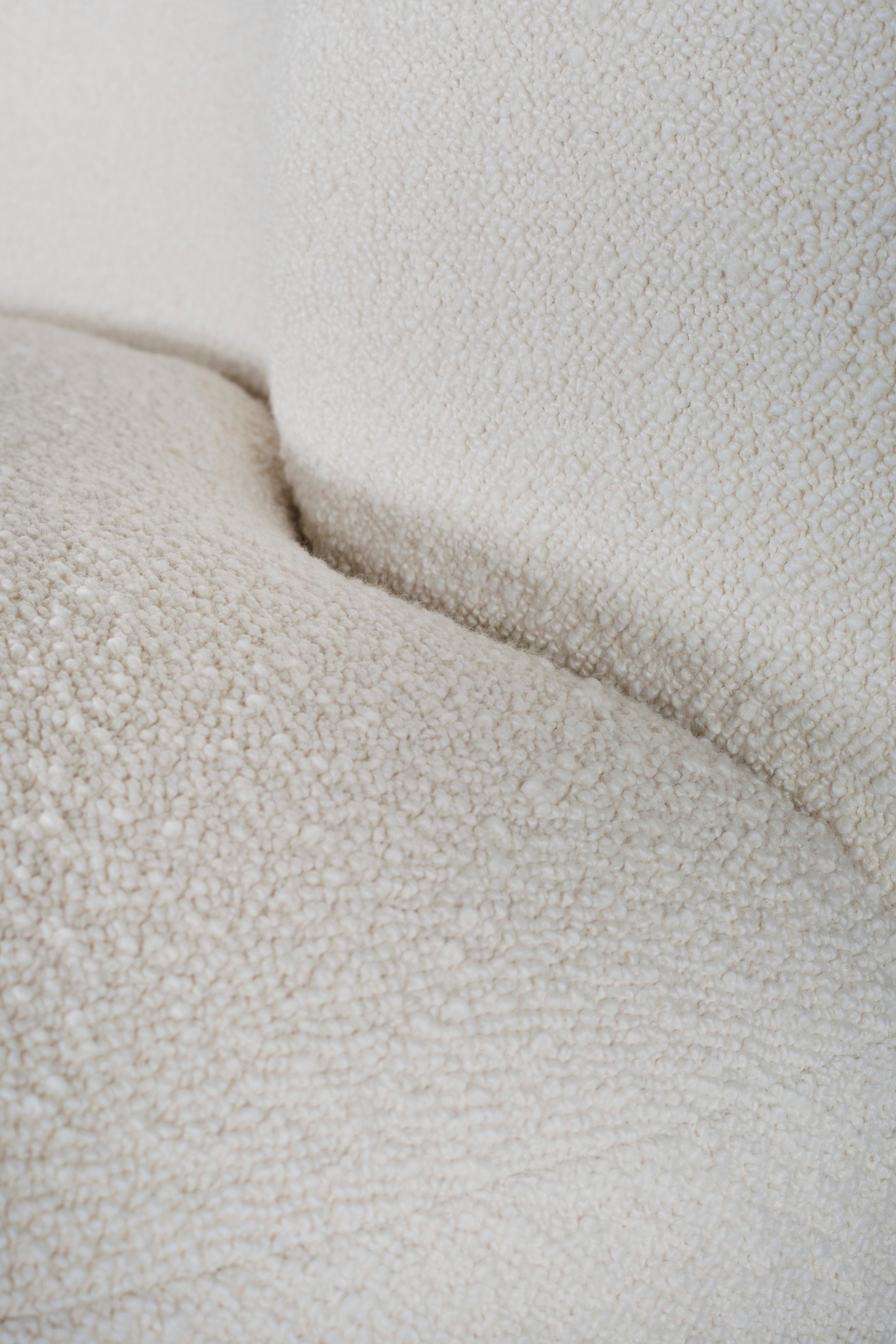 Organic Modern Twins Curved Sofa, White Bouclé, Handmade Portugal by Greenapple For Sale 11