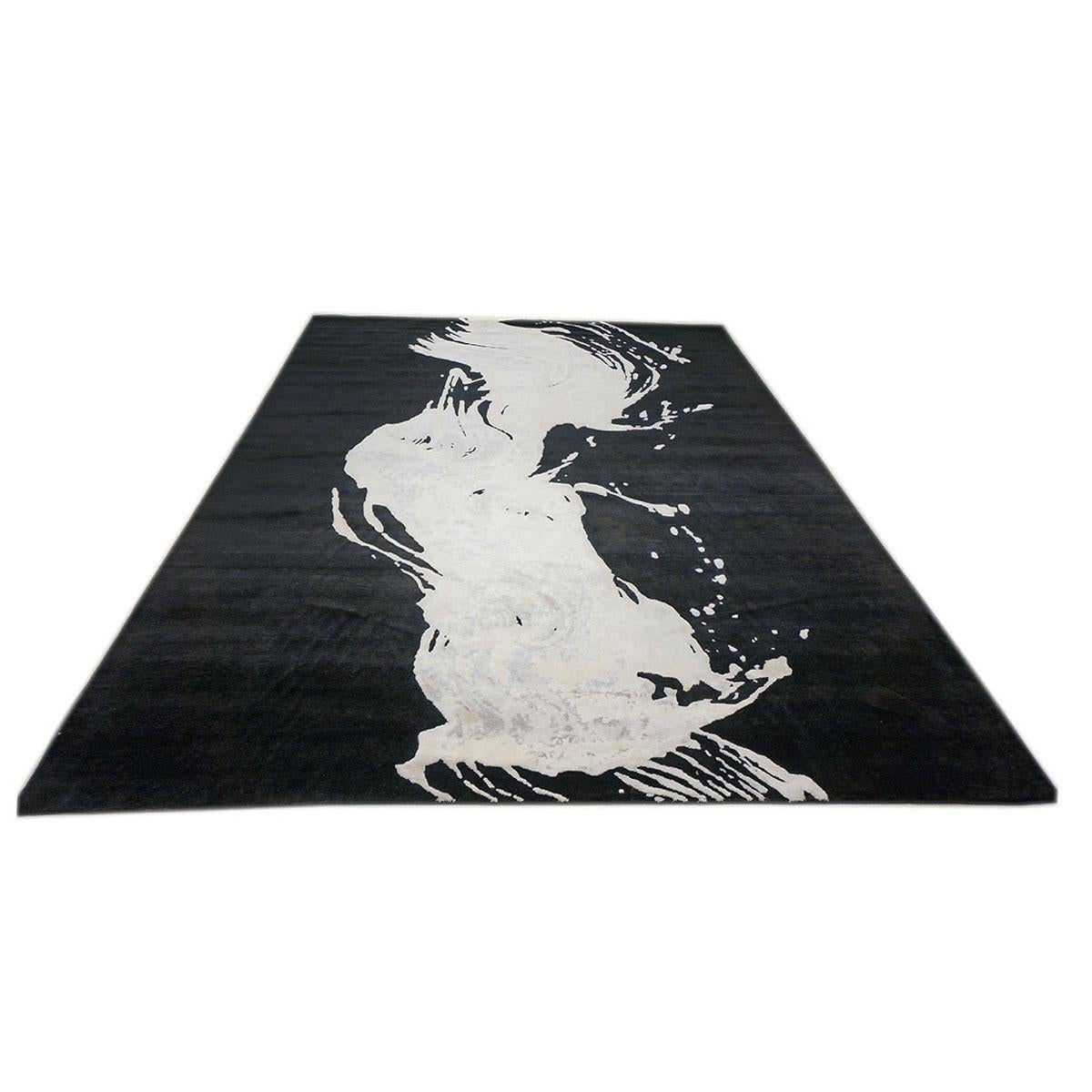 Nepalese 21st Century Modern Wool & Silk 9x12 Black & White Wave Design Handmade Area Rug For Sale