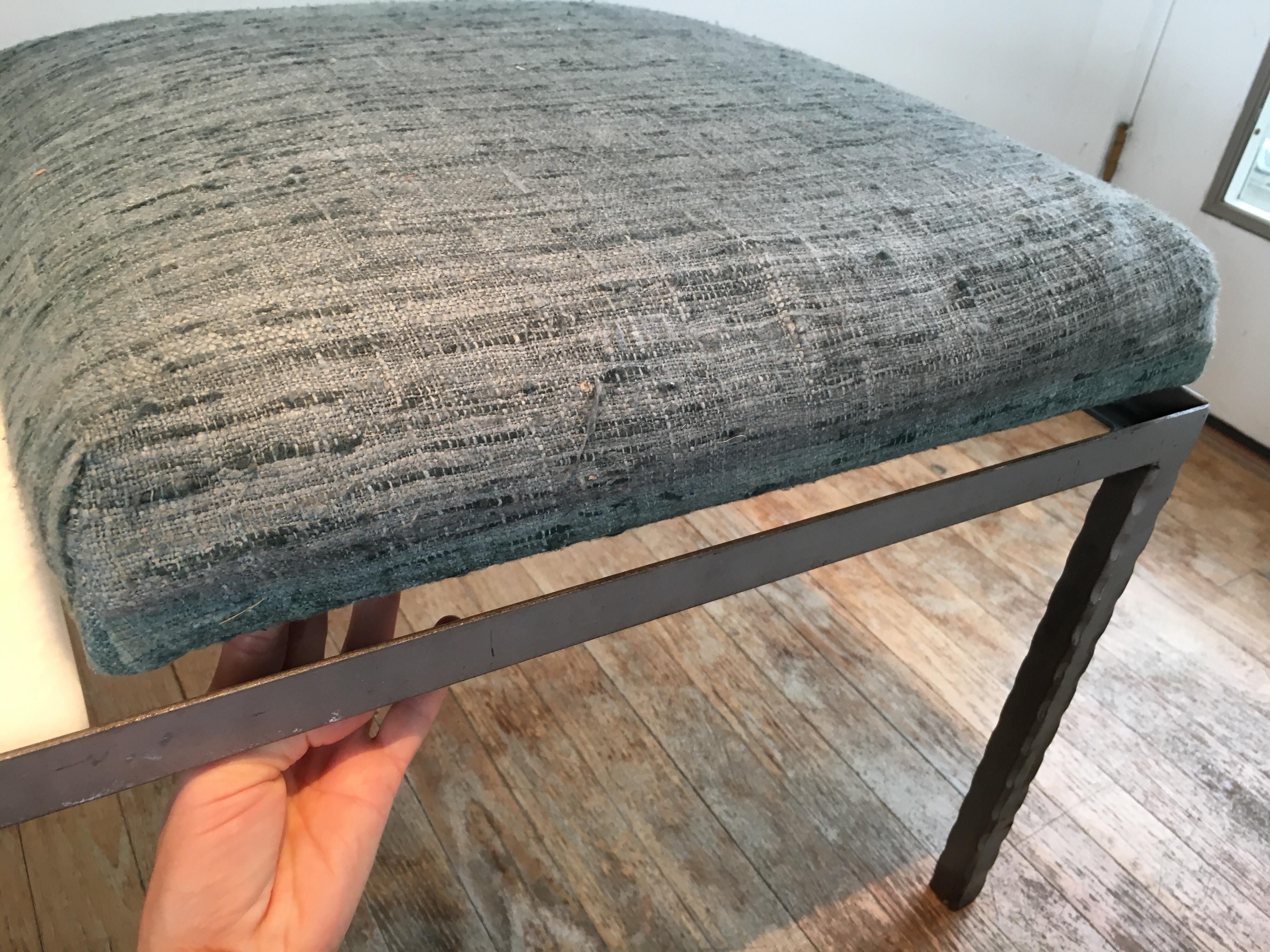 Fer Banc modulaire en fer du 21e siècle avec table en marbre par Susie Shapiro Design en vente