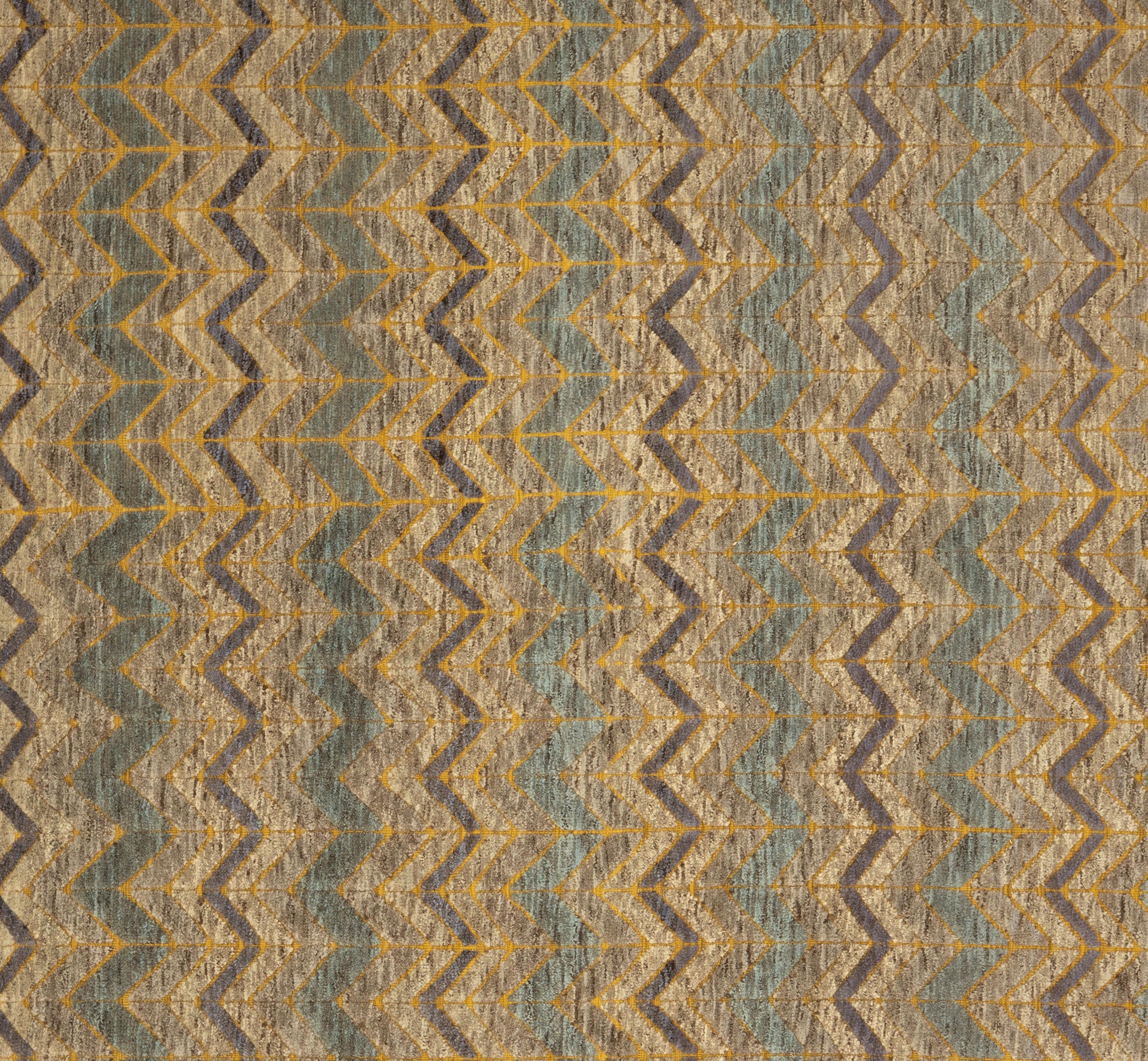Eleva l'arredamento della tua casa con questo bellissimo tappeto marocchino, un vero capolavoro di artigianato. Caratterizzato da intricati motivi geometrici e da un'accattivante miscela di toni della terra, questo tappeto aggiunge un tocco di