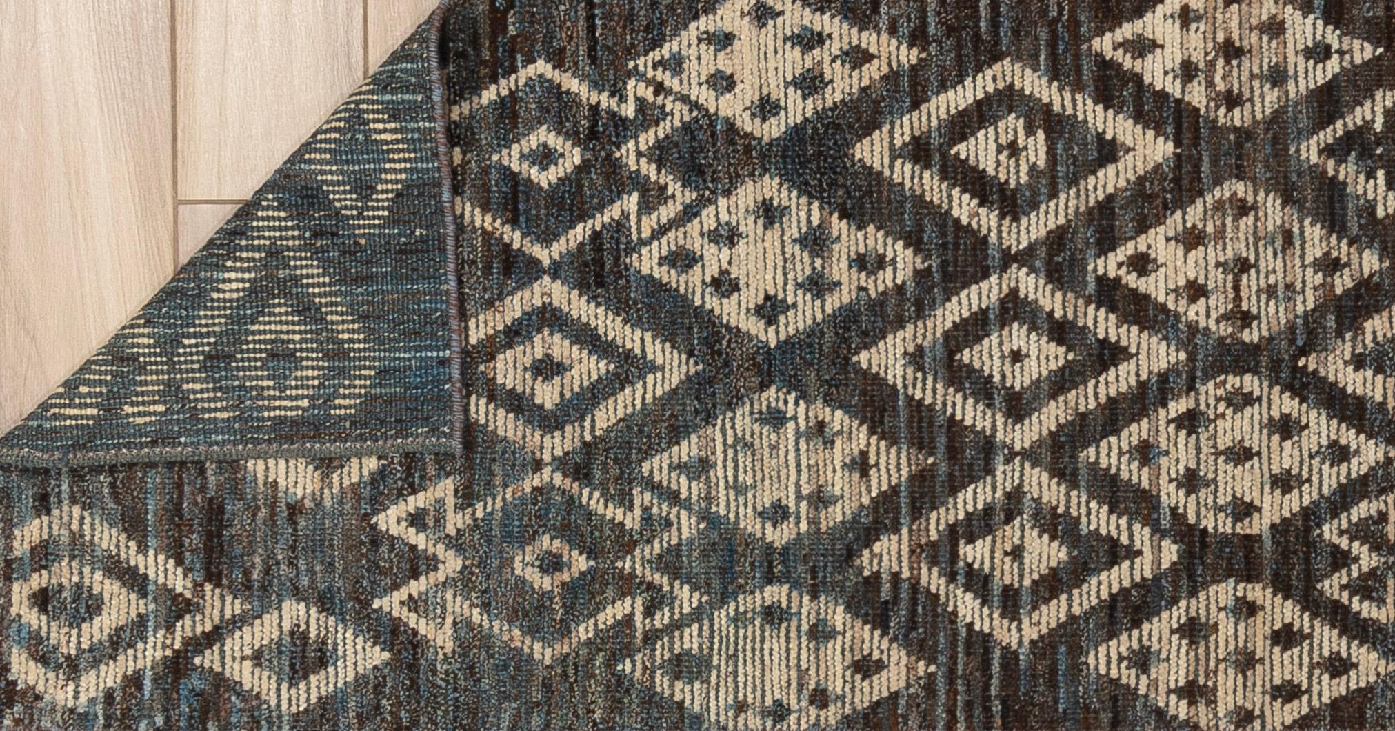 Marokkanisch im 21. Jahrhundert (Handgewebt) im Angebot