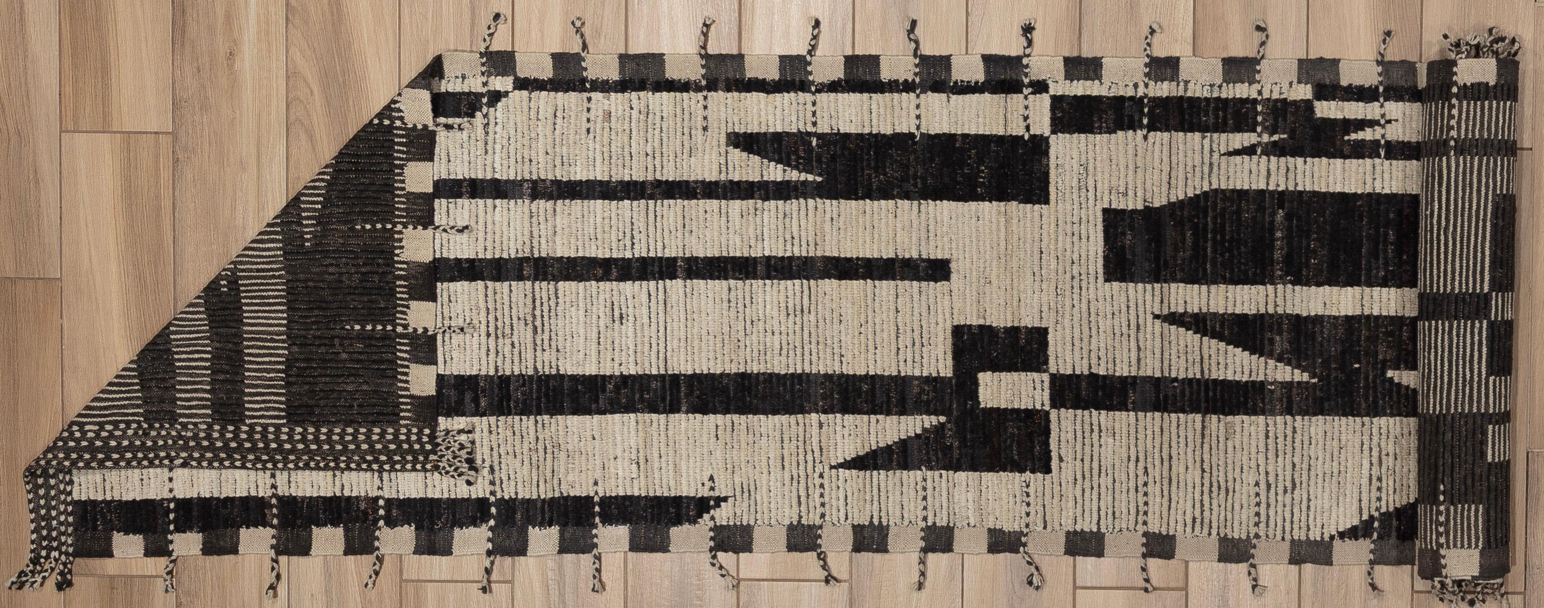 Tessuto a mano Runner marocchino del 21° secolo in vendita