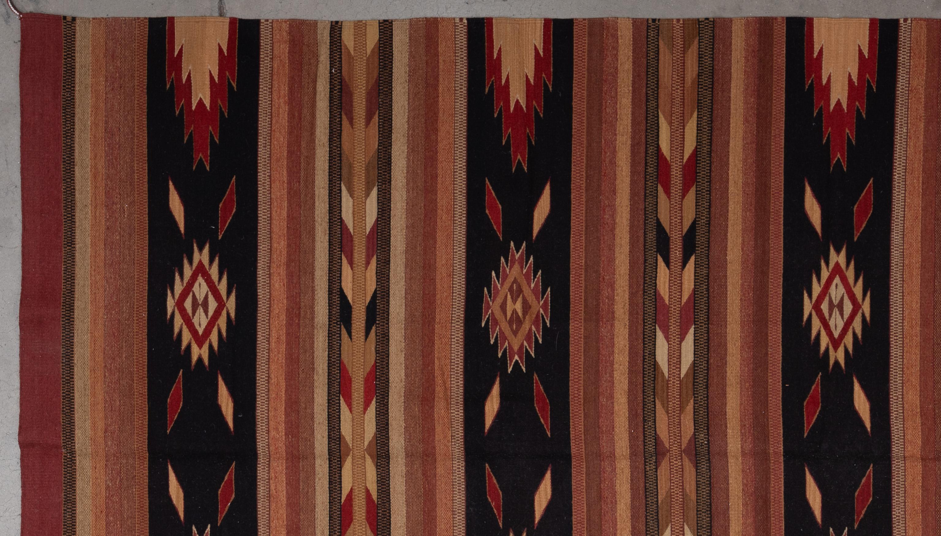 Navajo-inspirierter Teppich des 21. Jahrhunderts (Stammeskunst) im Angebot
