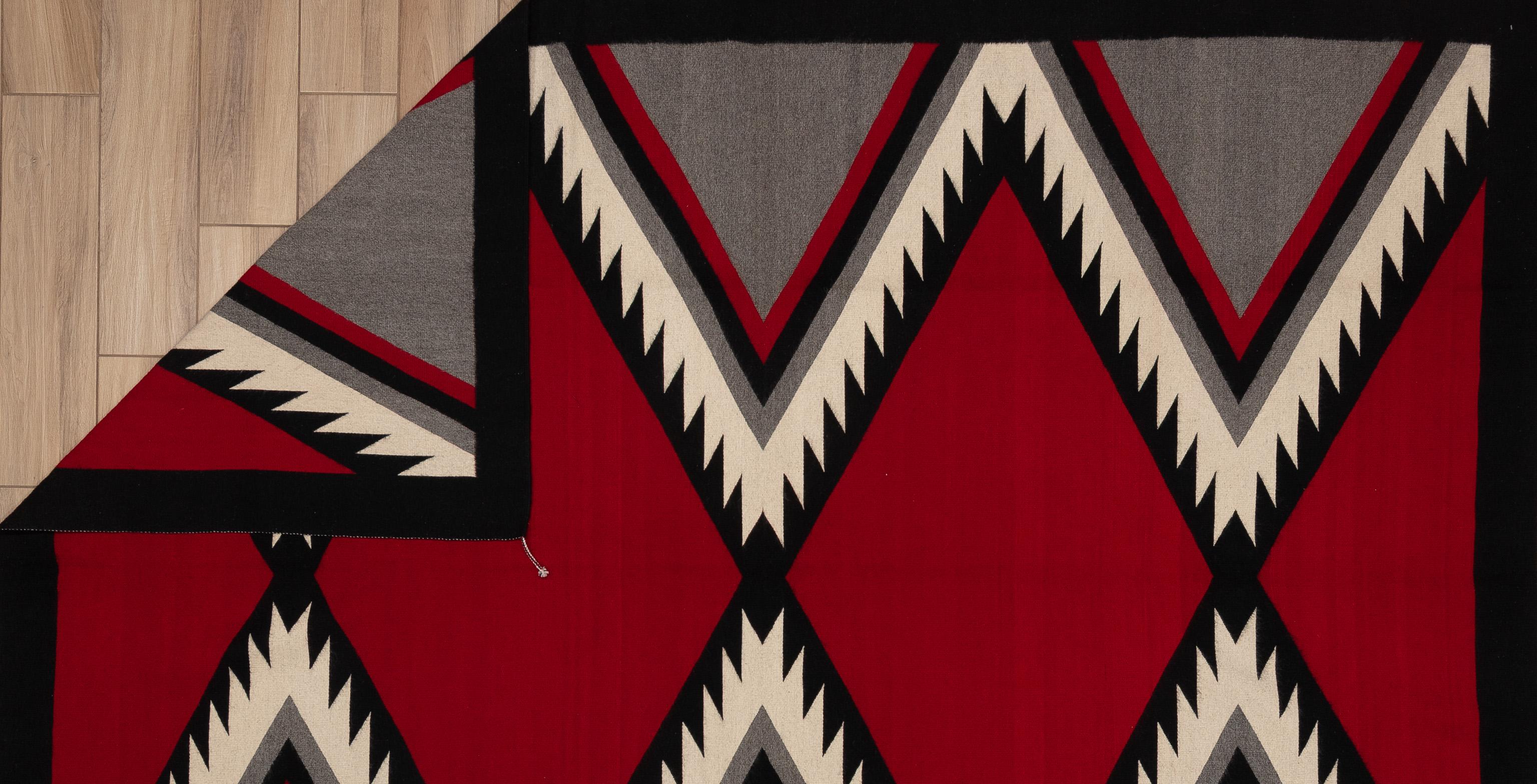Alfombra inspirada en los Navajo del siglo XXI Tejido a mano en venta