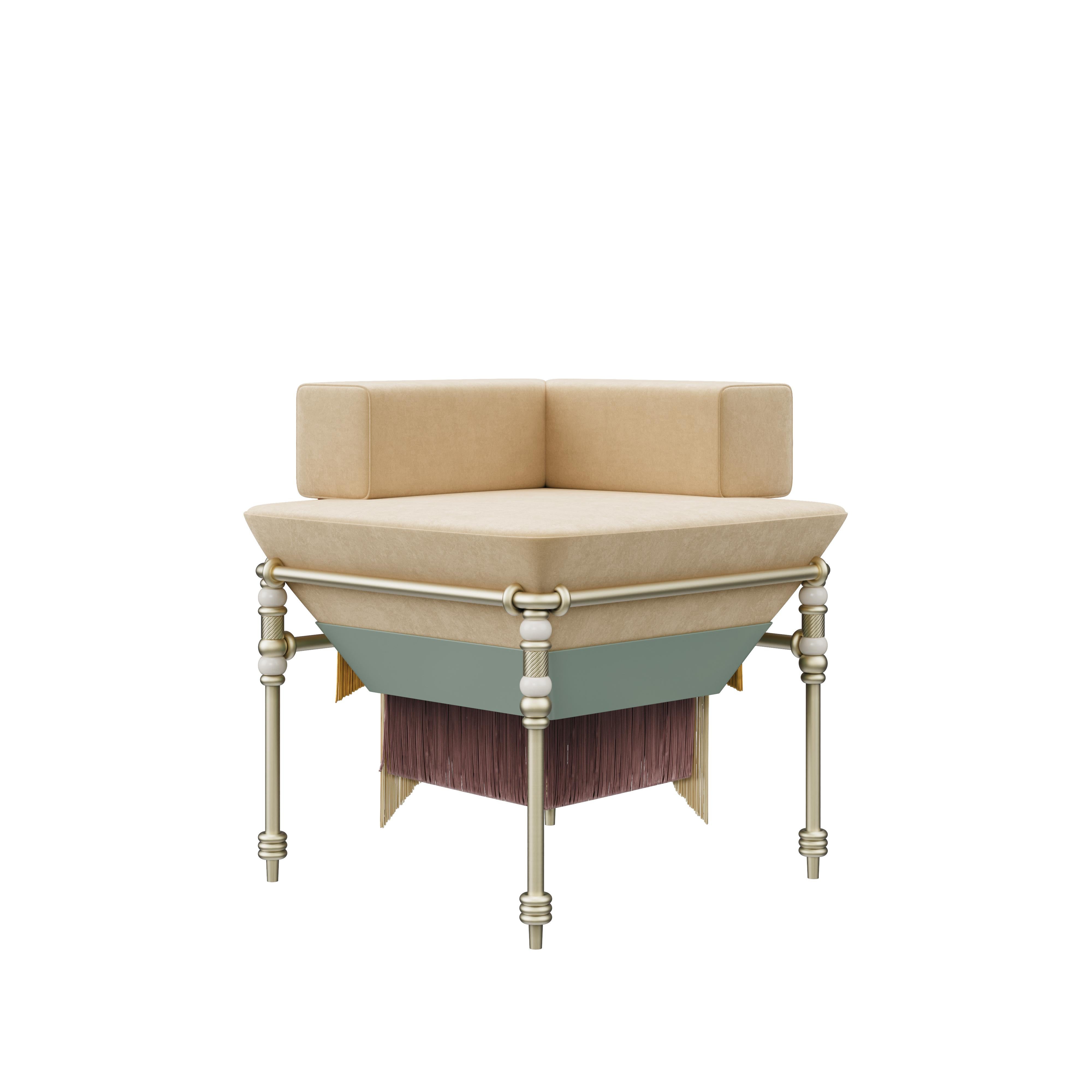 Portugais Chaise Seraphine à franges du 21e siècle fabriquée au Portugal par Ottiu en vente