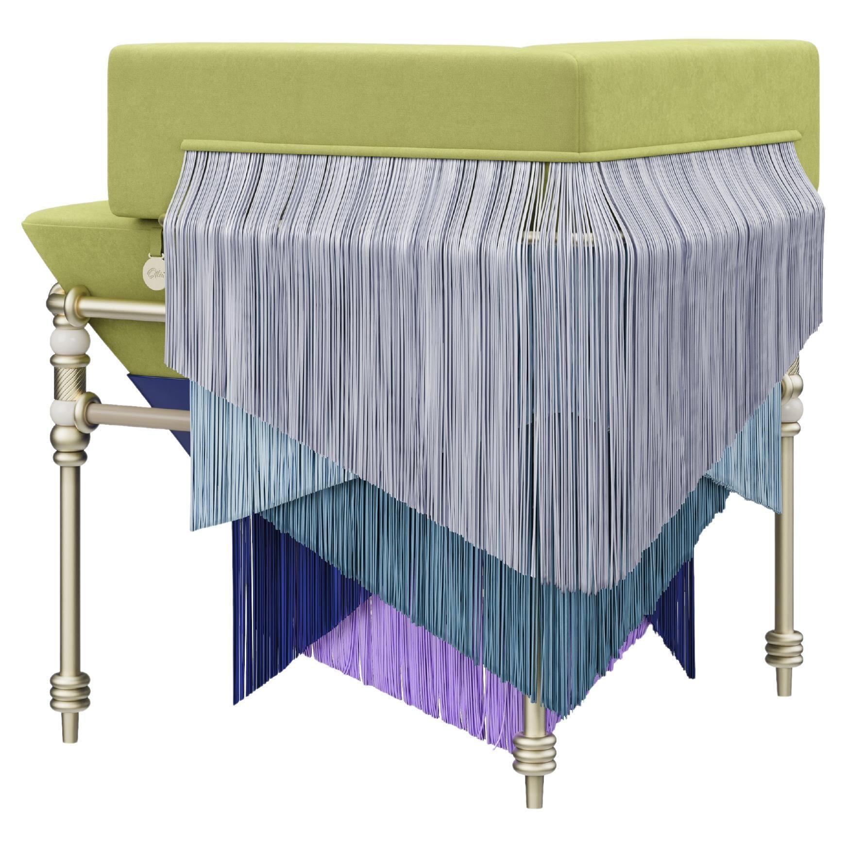 Chaise Seraphine à franges du 21e siècle fabriquée au Portugal par Ottiu en vente