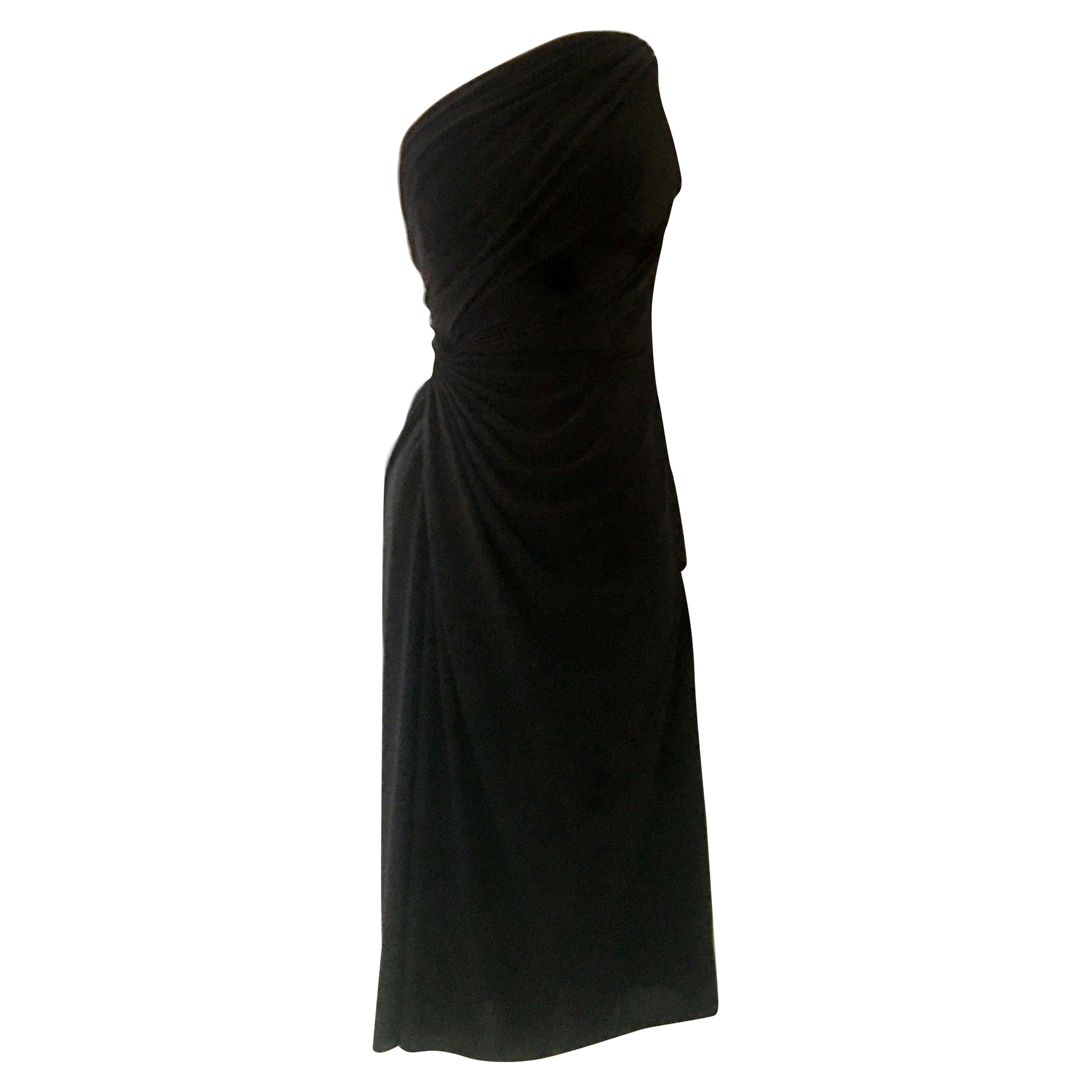 21ème siècle 
Nouvelle robe "LBD" de Tadashi