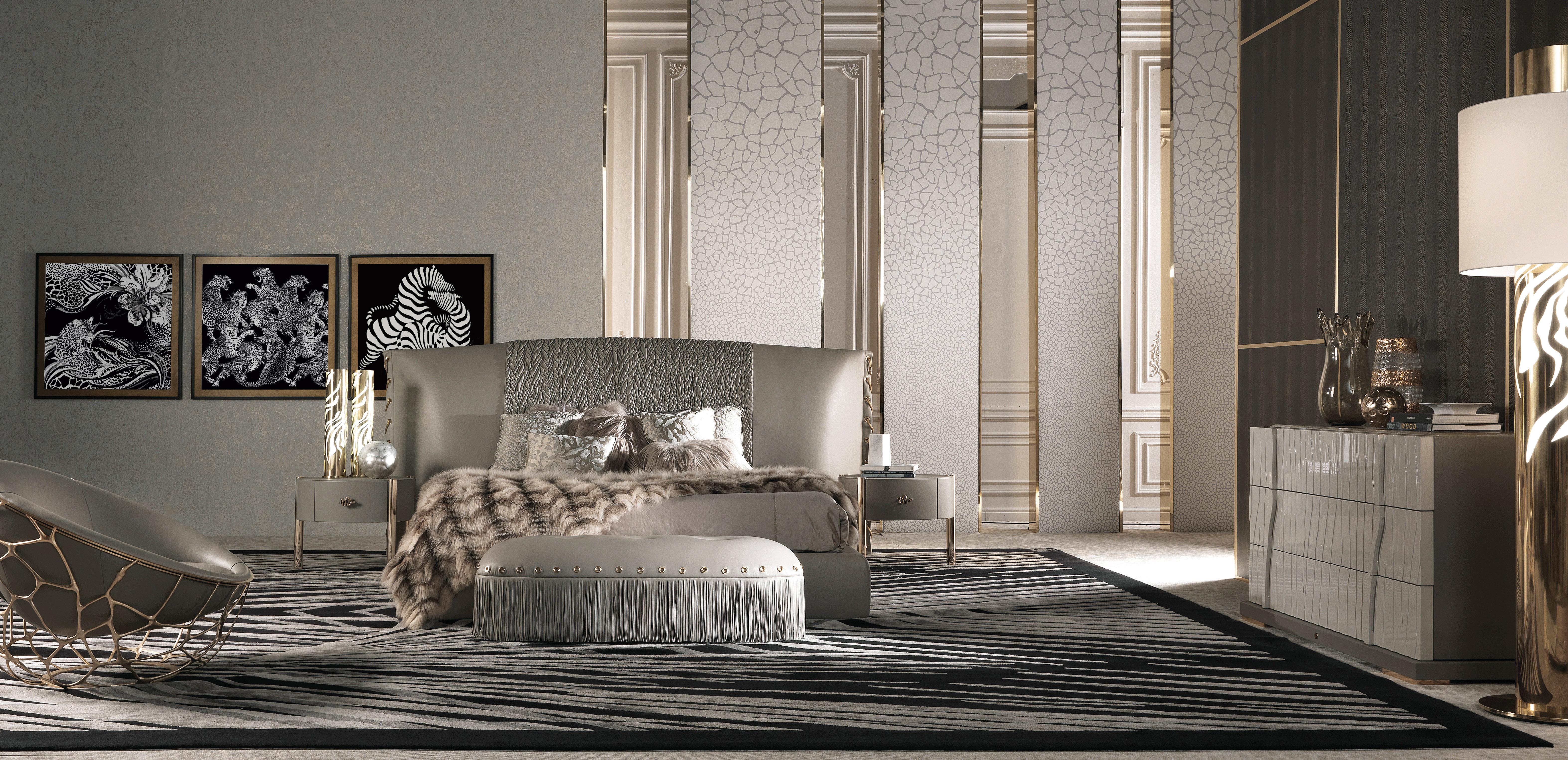 Nilo-Bett aus Leder des 21. Jahrhunderts von Roberto Cavalli Home Interiors (Holz) im Angebot