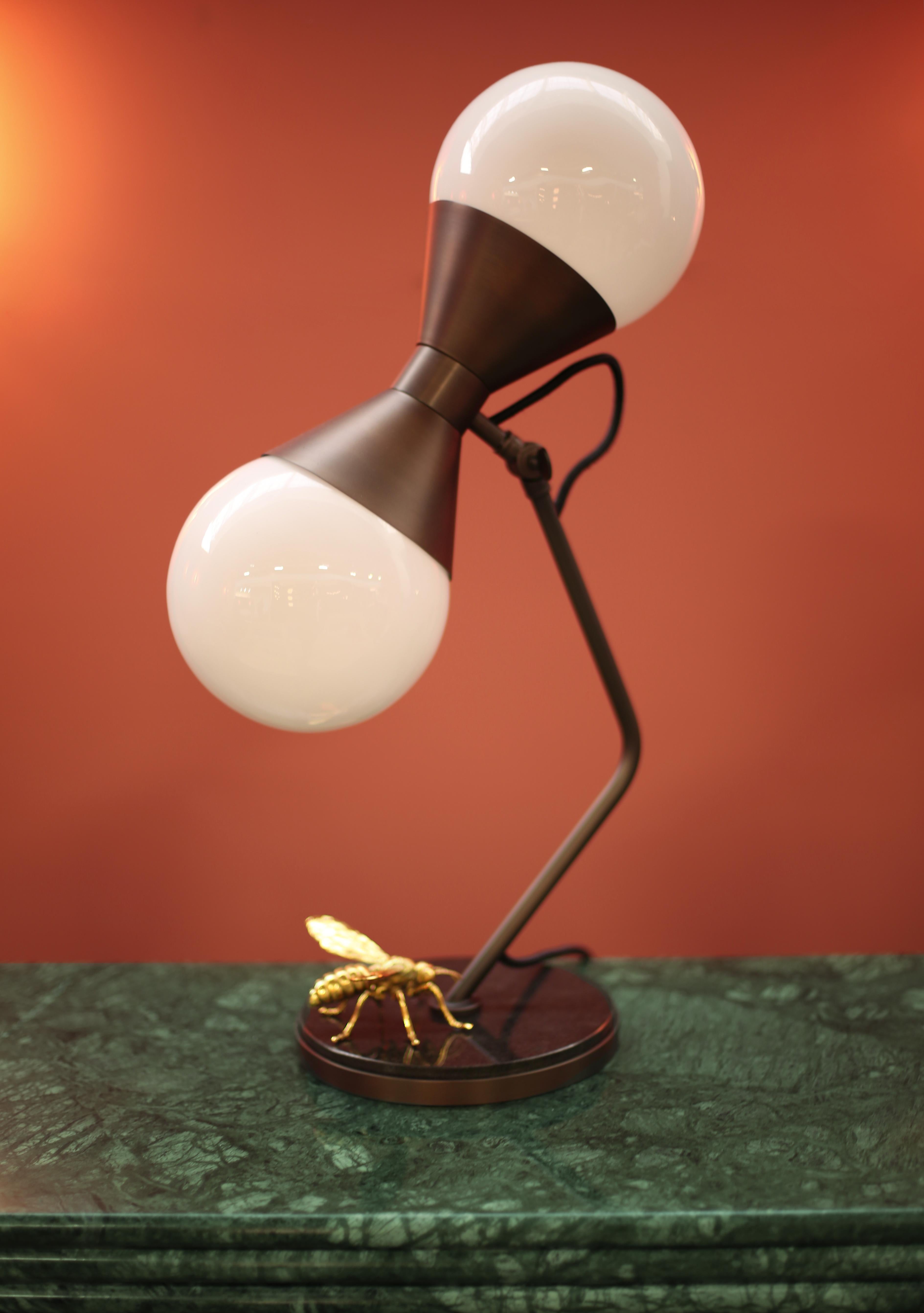 Lampe de bureau NoMad du 21e siècle en laiton et verre par Creativemary Neuf - En vente à RIO TINTO, PT