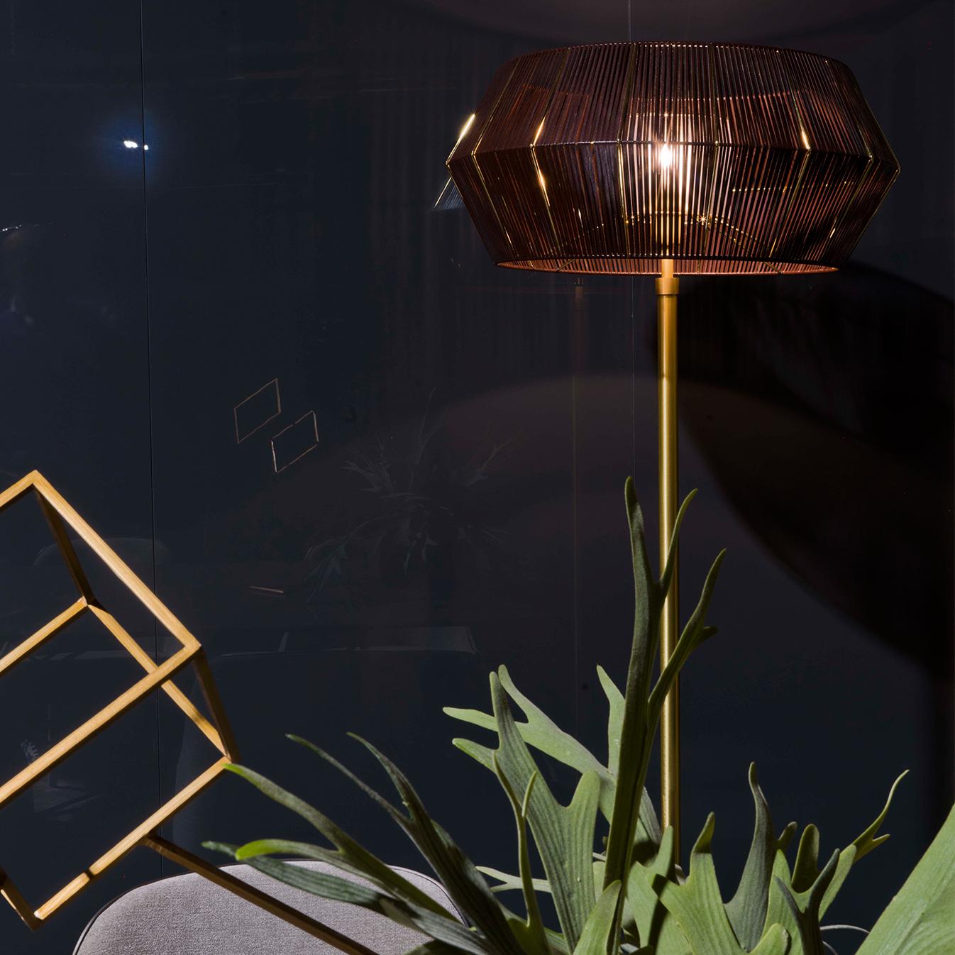 Italian 21st Century Novecento Brass and Eco Leather Floor Lamp by Roberto Lazzeroni For Sale