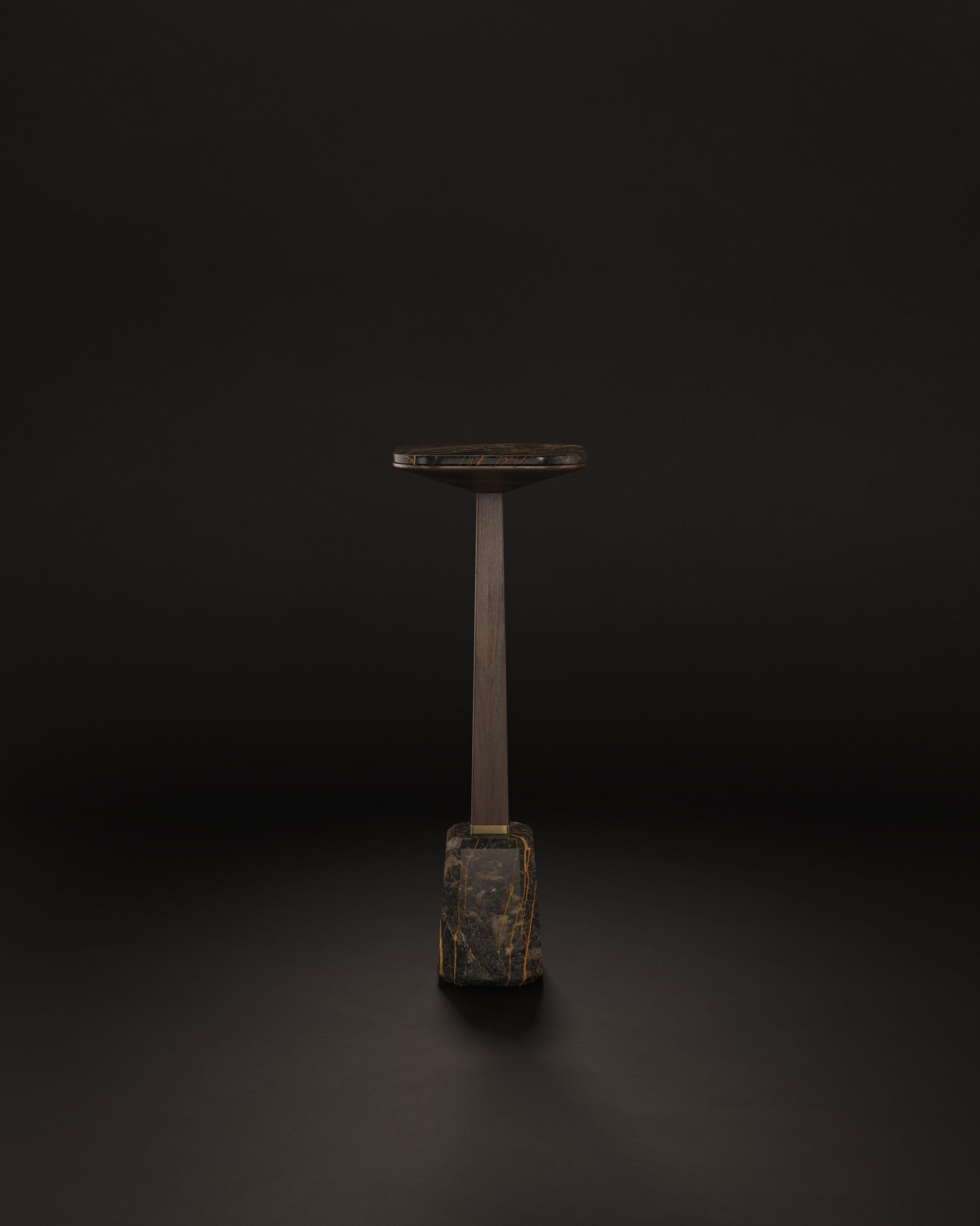 Mesa de bar Oakland Siglo XXI Mármol Madera Latón Fabricada en Portugal por Porus en venta 4