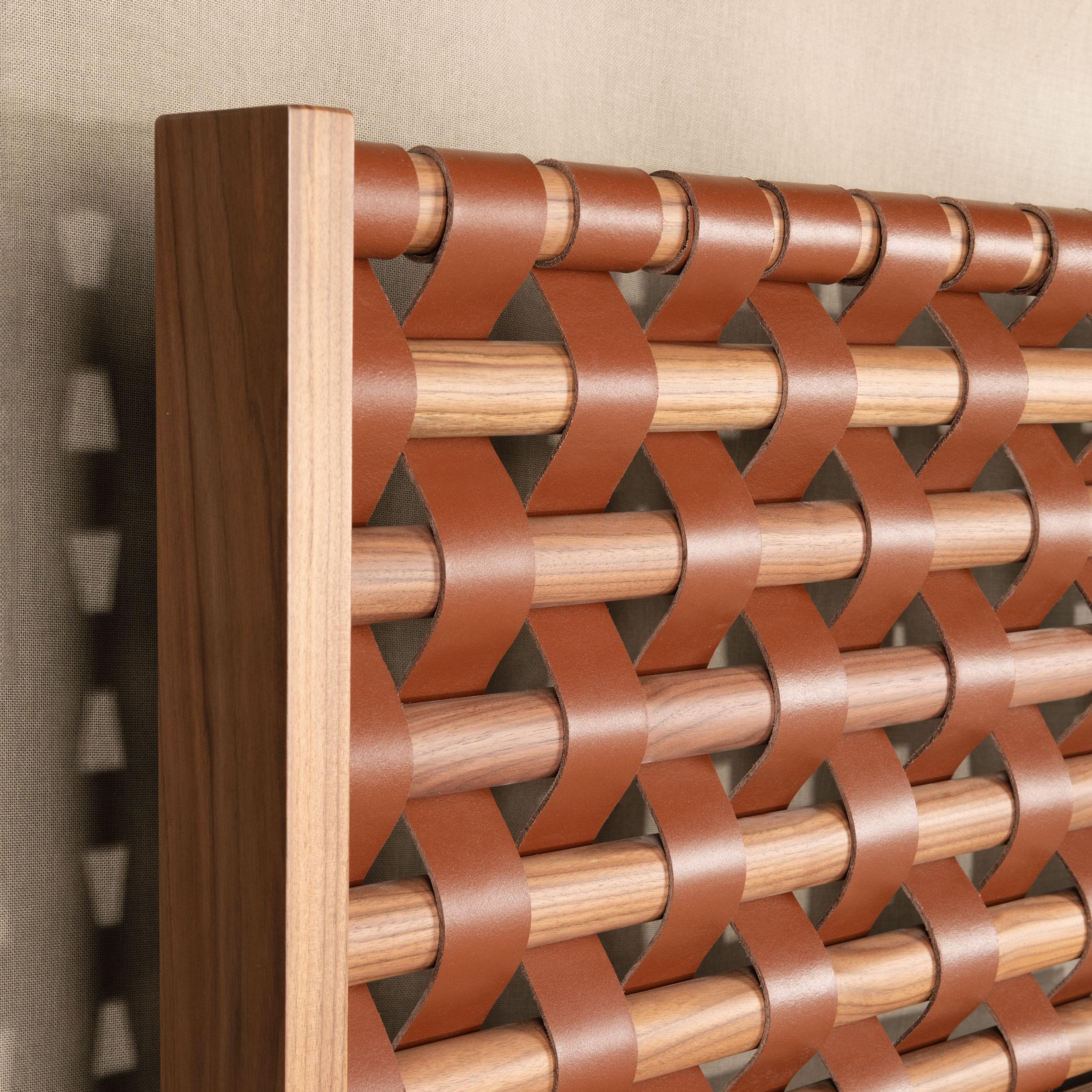 21st Century O'Connell II Bed Wood Leather Handmade in Portugal by Wood Tailors For Sale 1