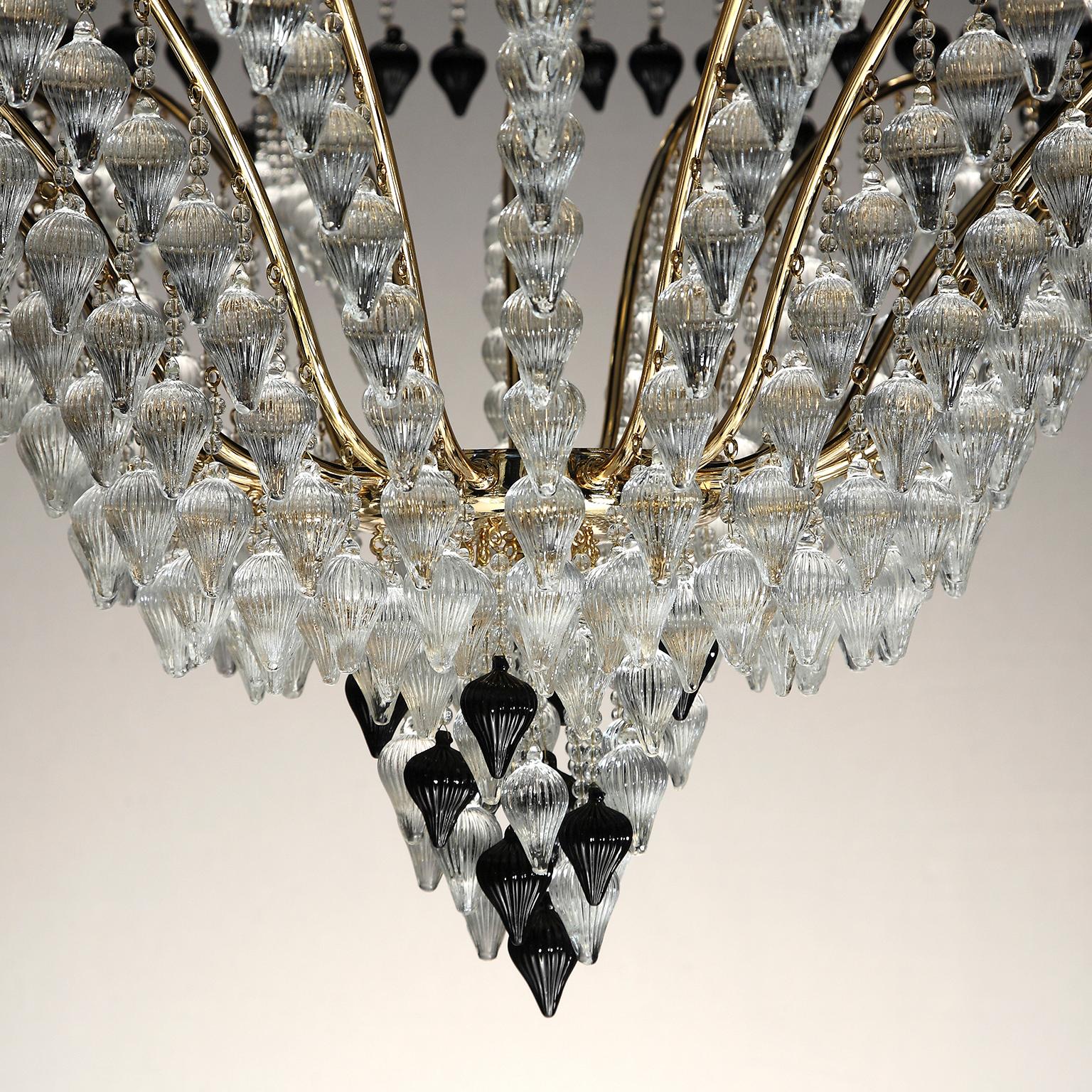 21st Century Ophelia Gold plated and Crystal Chandelier by Patrizia Garganti In New Condition For Sale In Sesto Fiorentino, IT