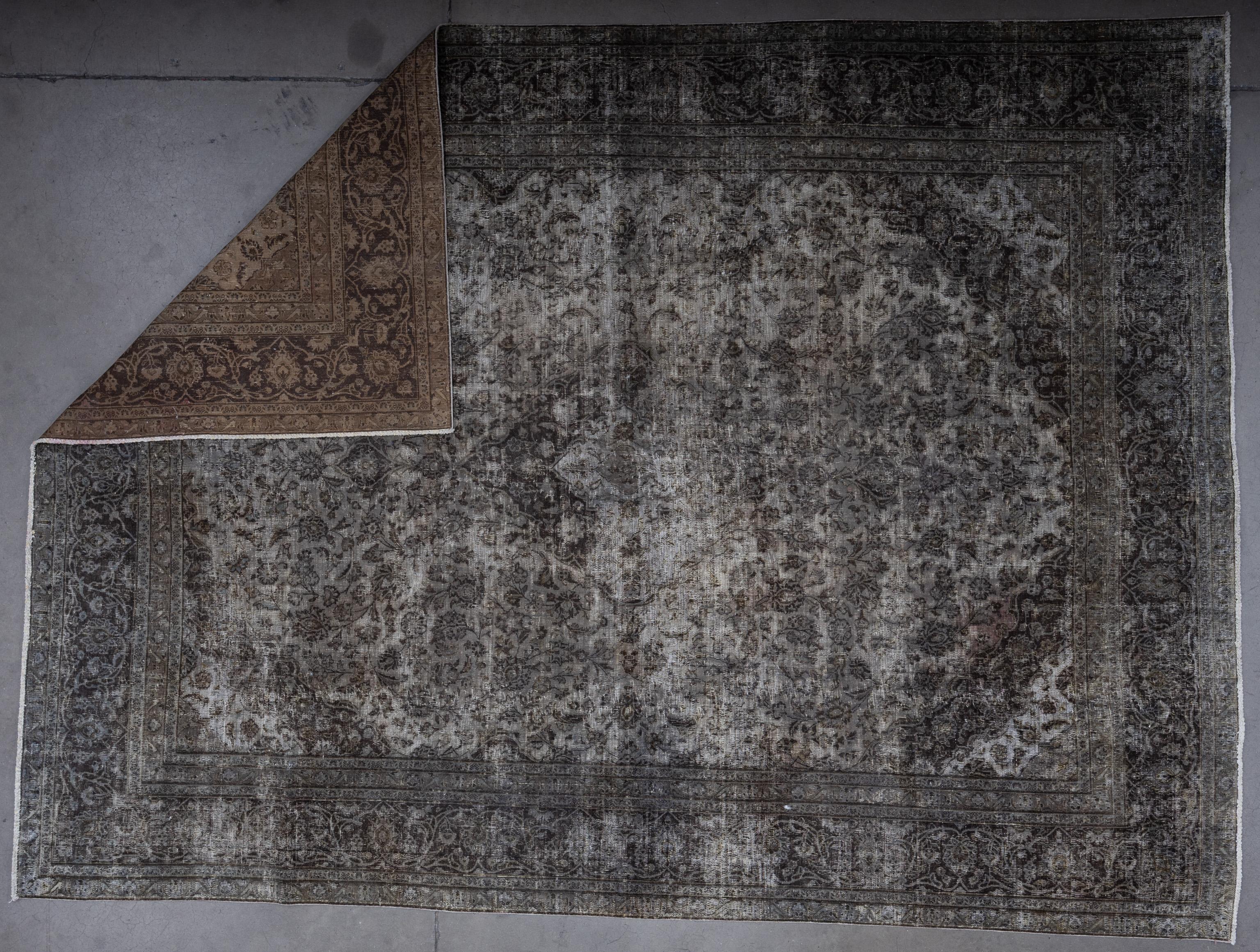 Hand-Woven 21st Century Oushak For Sale