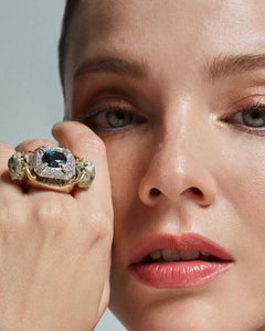 21st Century Oval Sapphire Diamonds Leopard White Gold Ring Vicente Gracia