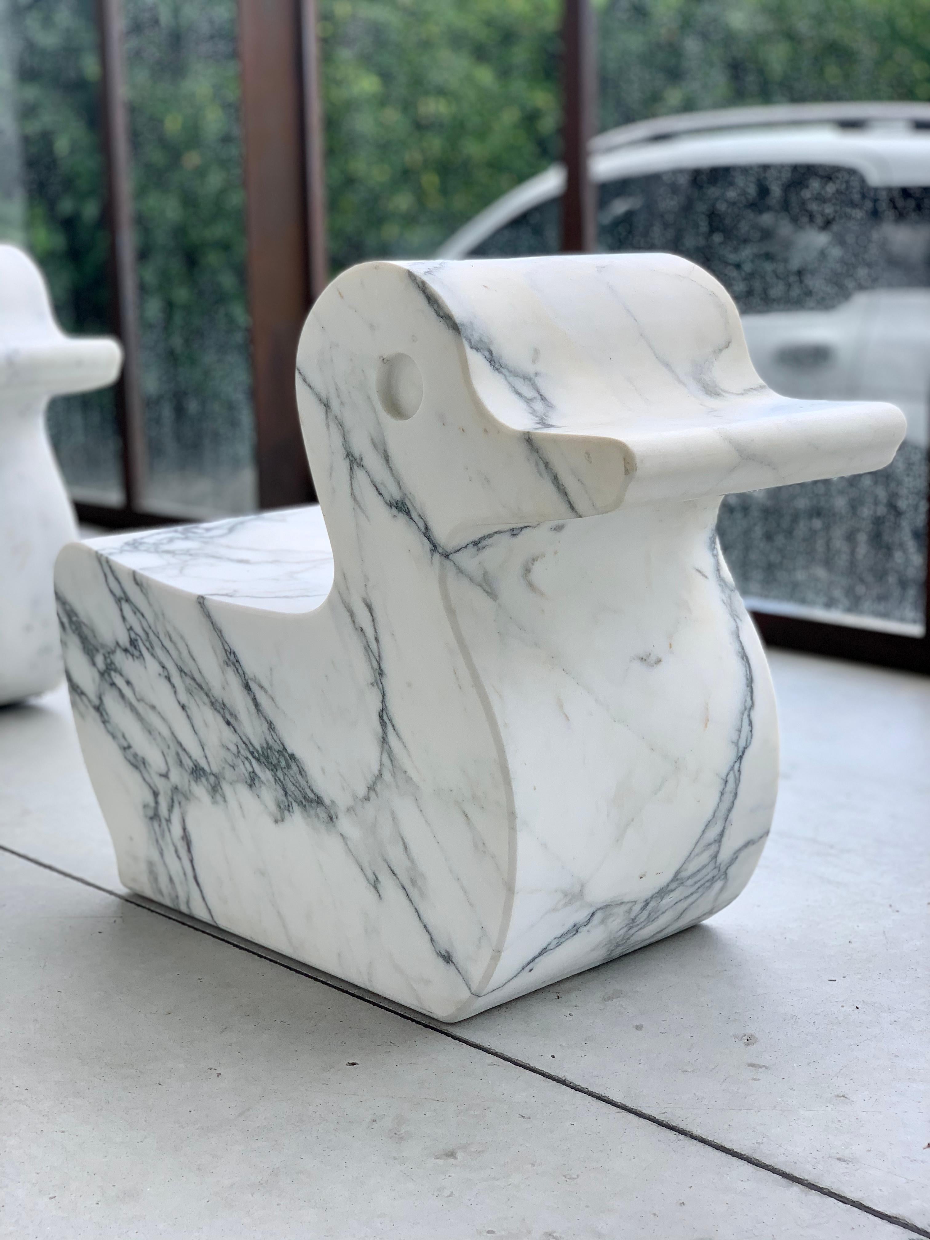 Contemporary 21st Century Paonazzo Carrara Marble Animal Collection Duck Statue For Sale