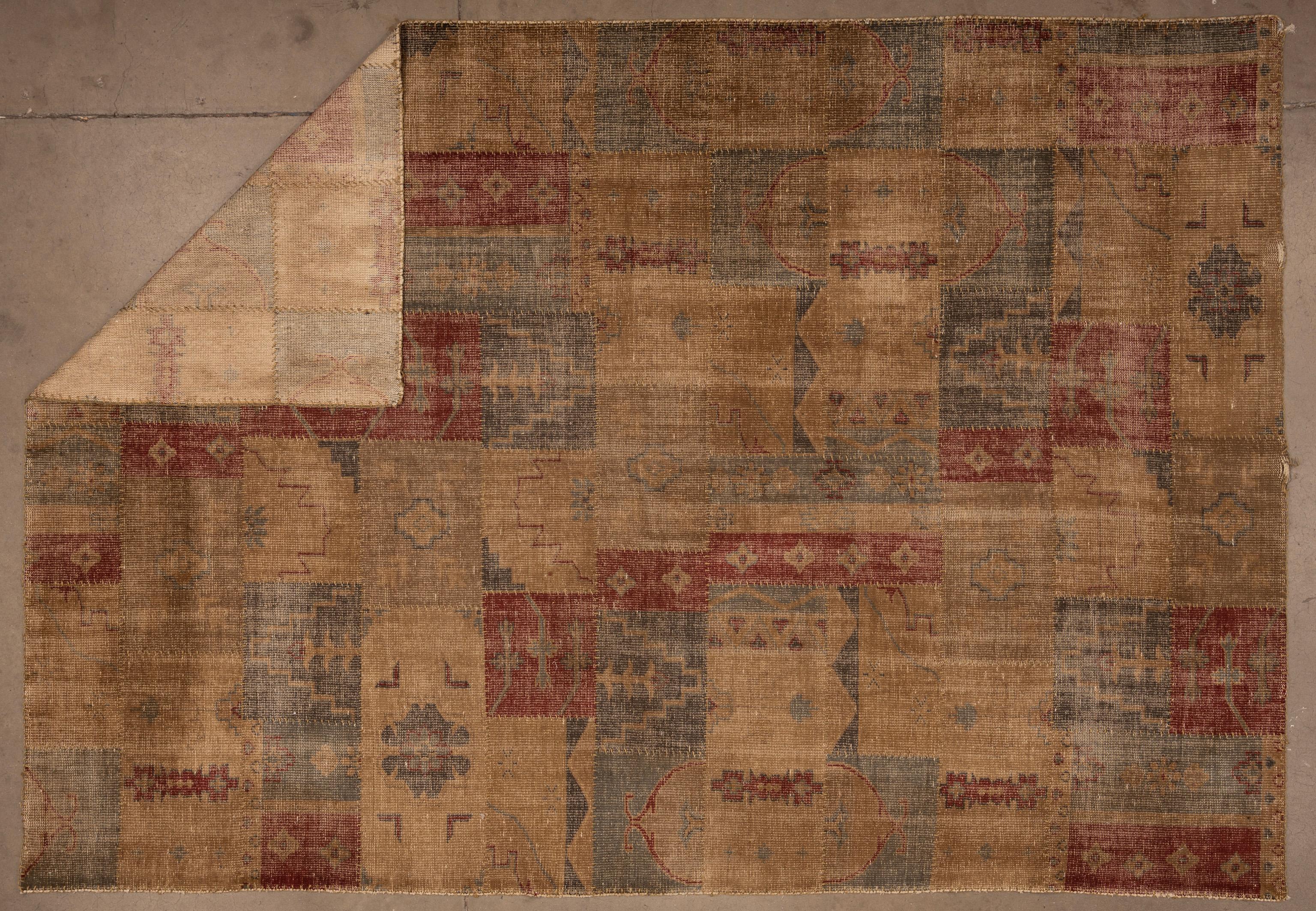 Tissé à la main Patchwork du 21e siècle  Tapis en vente
