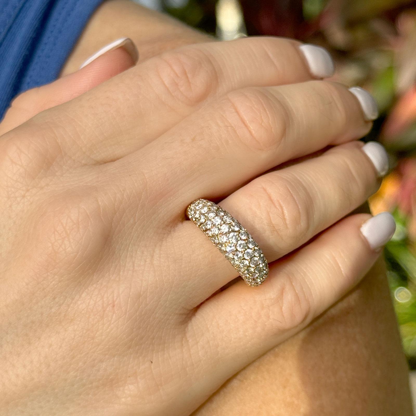 21. Jahrhundert Pavé Diamant 18 Karat Gelbgold Ehering Damen