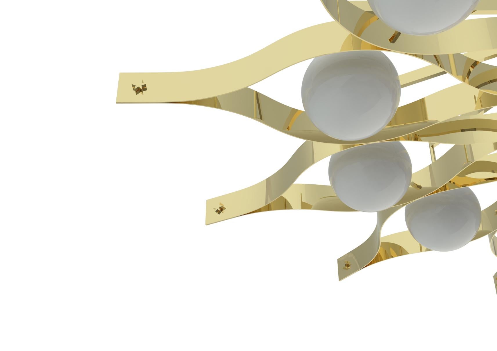 Lampada a sospensione media Pavone del XXI secolo, taglio di fase, Gio Ponti, 2019, Italia, CE In condizioni Nuovo in vendita a Milano, Lombardia