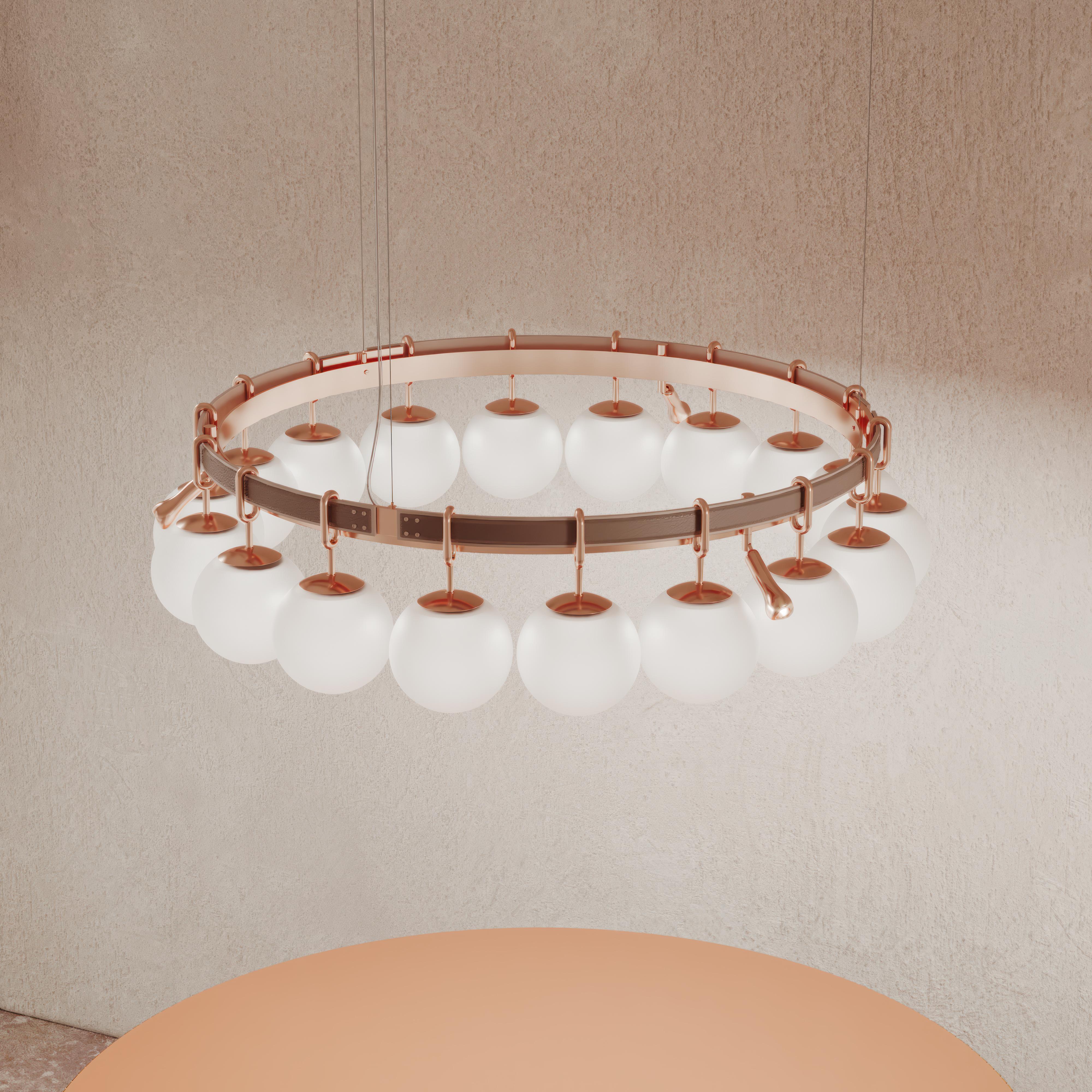 Lampada a sospensione Pearl del XXI secolo in ottone e vetro Made in Portugal di Creativemary in vendita 2