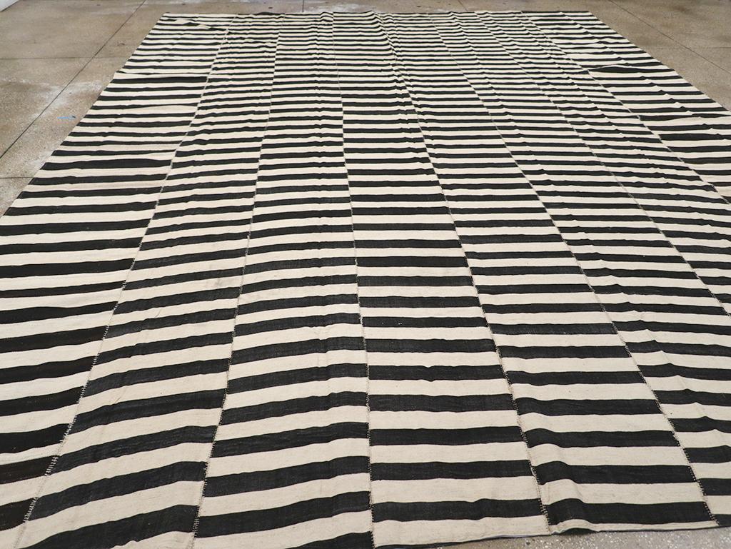 Alfombra Persa Kilim de Tejido Plano del Siglo XXI Tamaño de la Habitación Grande Lana en venta