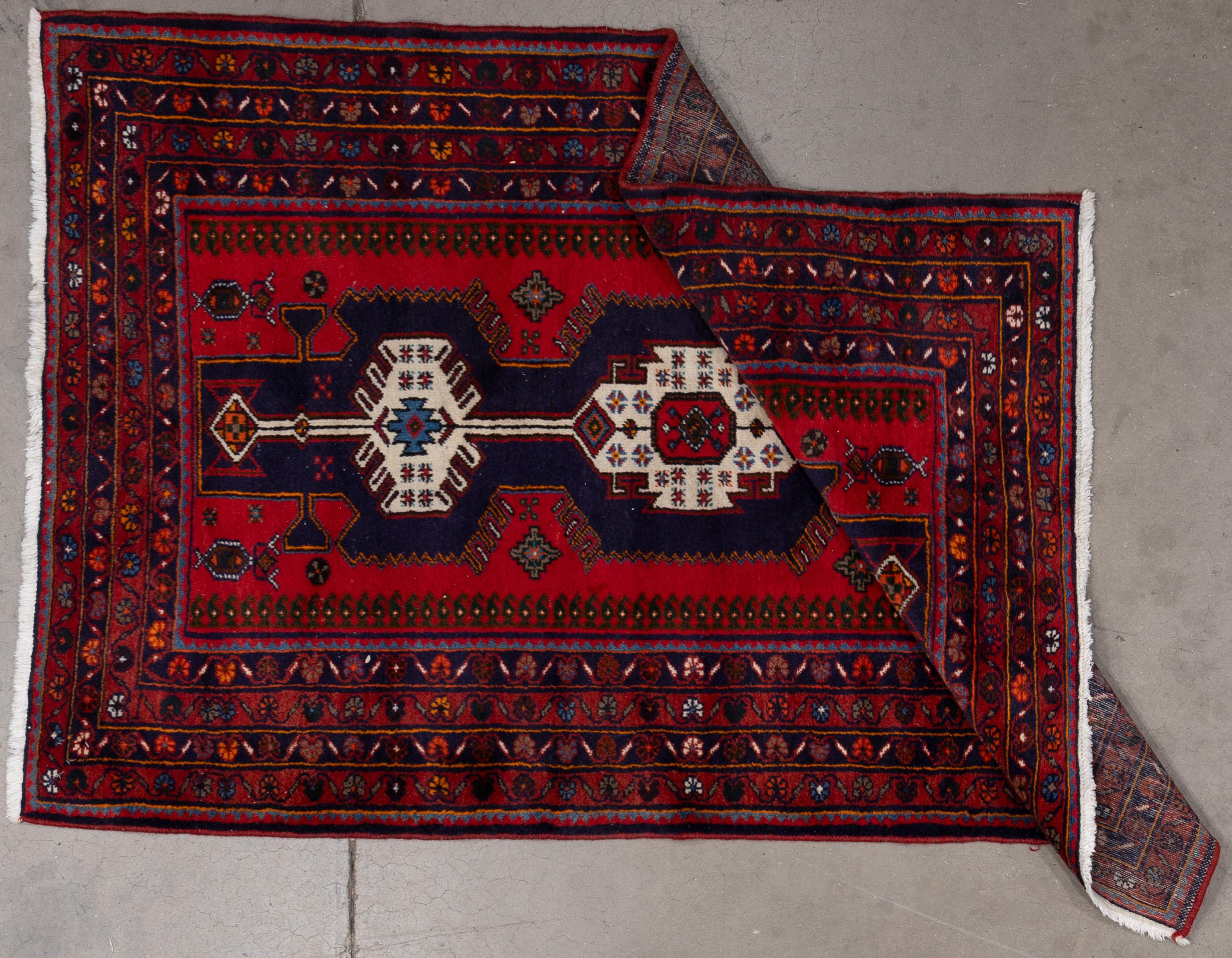 Hamadan persan du 21e siècle Neuf - En vente à Paradise Valley, AZ