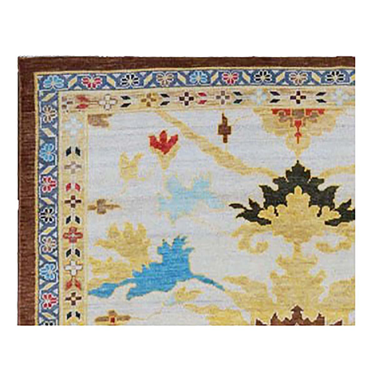 Hand-Woven 21st Century Sultanabad 5x10 Light Grey & Yellow Handmade Gallery Sized Rug For Sale