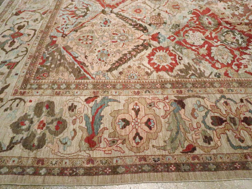 Persischer Sultanabad-Teppich in Übergröße aus dem 21. Jahrhundert (21. Jahrhundert und zeitgenössisch) im Angebot