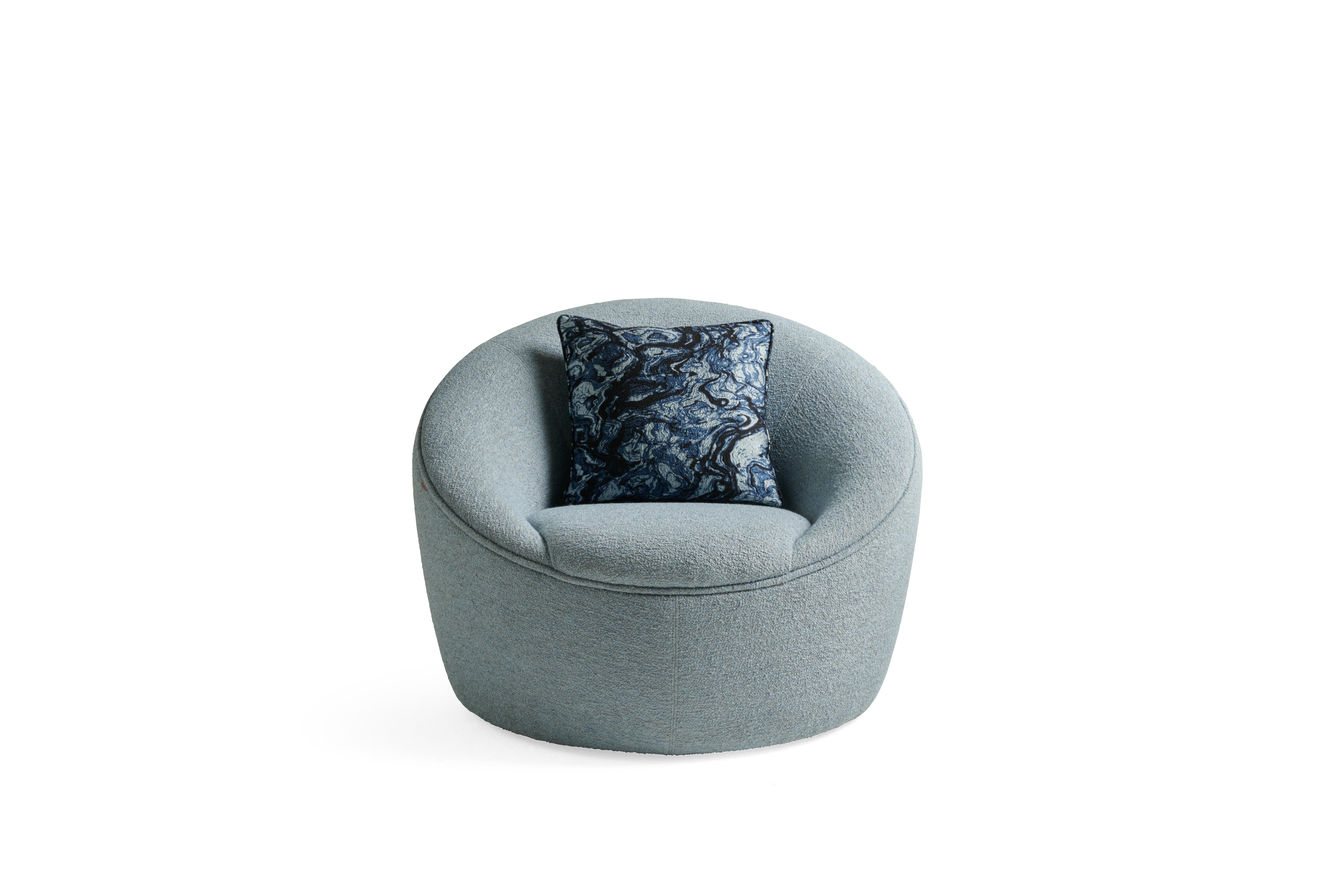 Modern 21st Century Piccadilly Armchair in Bouclè Fabric by Gianfranco Ferré Home For Sale