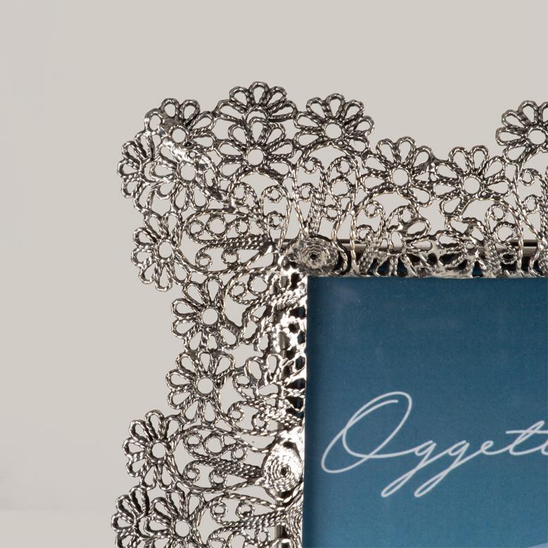 Louis XVI 21st century  picture frame  in lost wax casting  bronze silvered For Sale