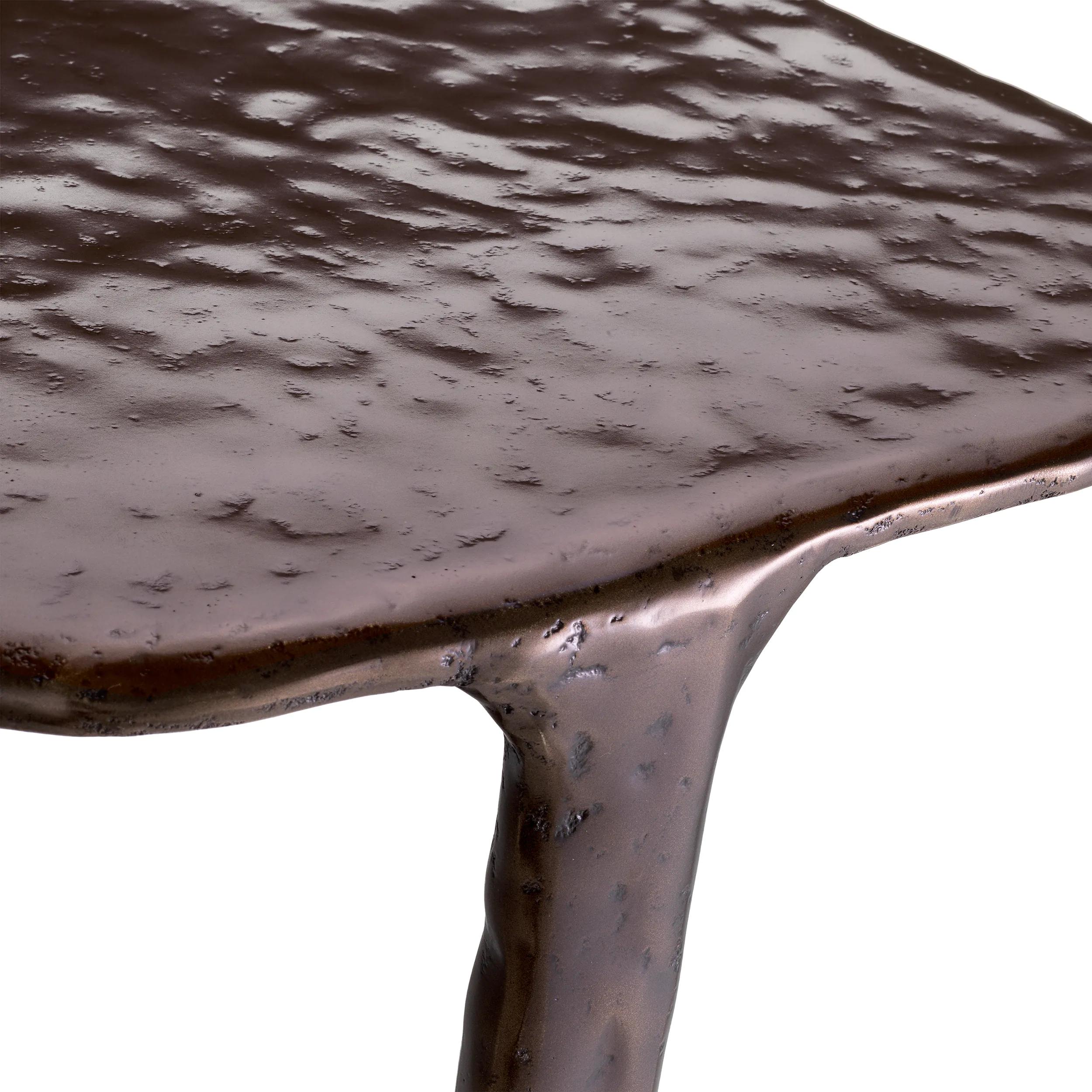 21st Century, Polished Dark Bronze Cast Aluminium Modern Brutalist Side Table In New Condition In Paris, FR