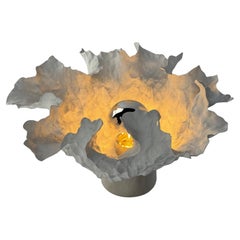 Lampe de table en porcelaine du 21e siècle par Charles Burleigh