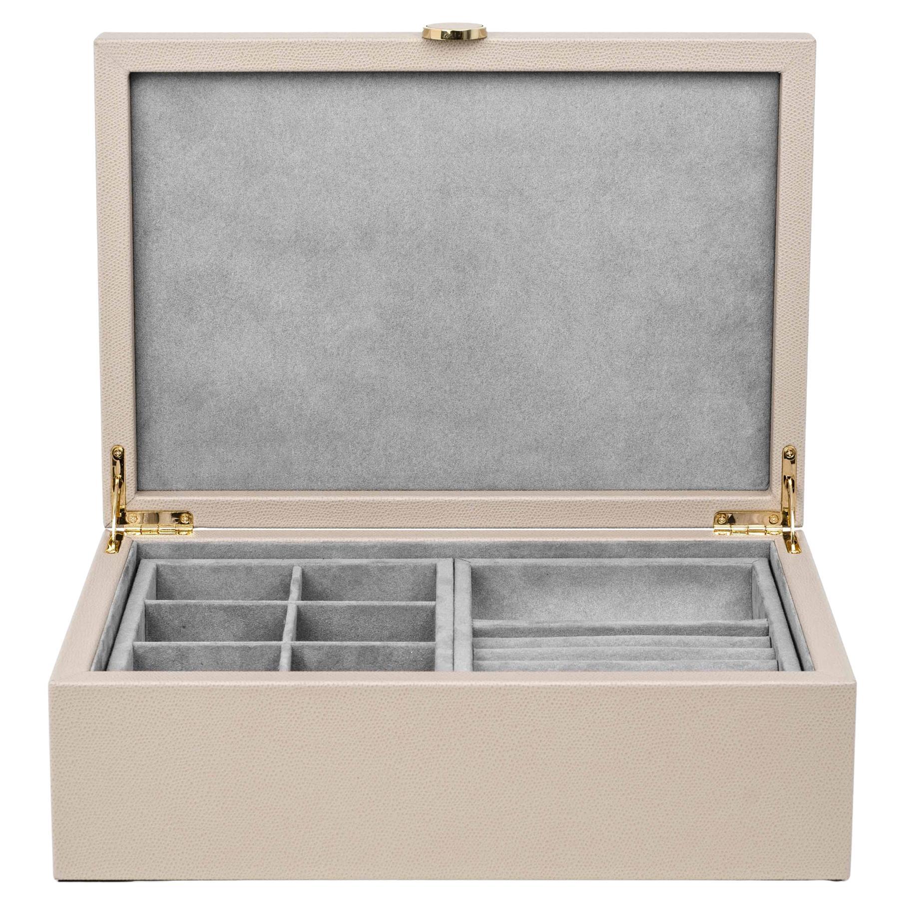 Boîte à bijoux Prestige du 21e siècle avec cuir et daim froissé à la main en Italie en vente
