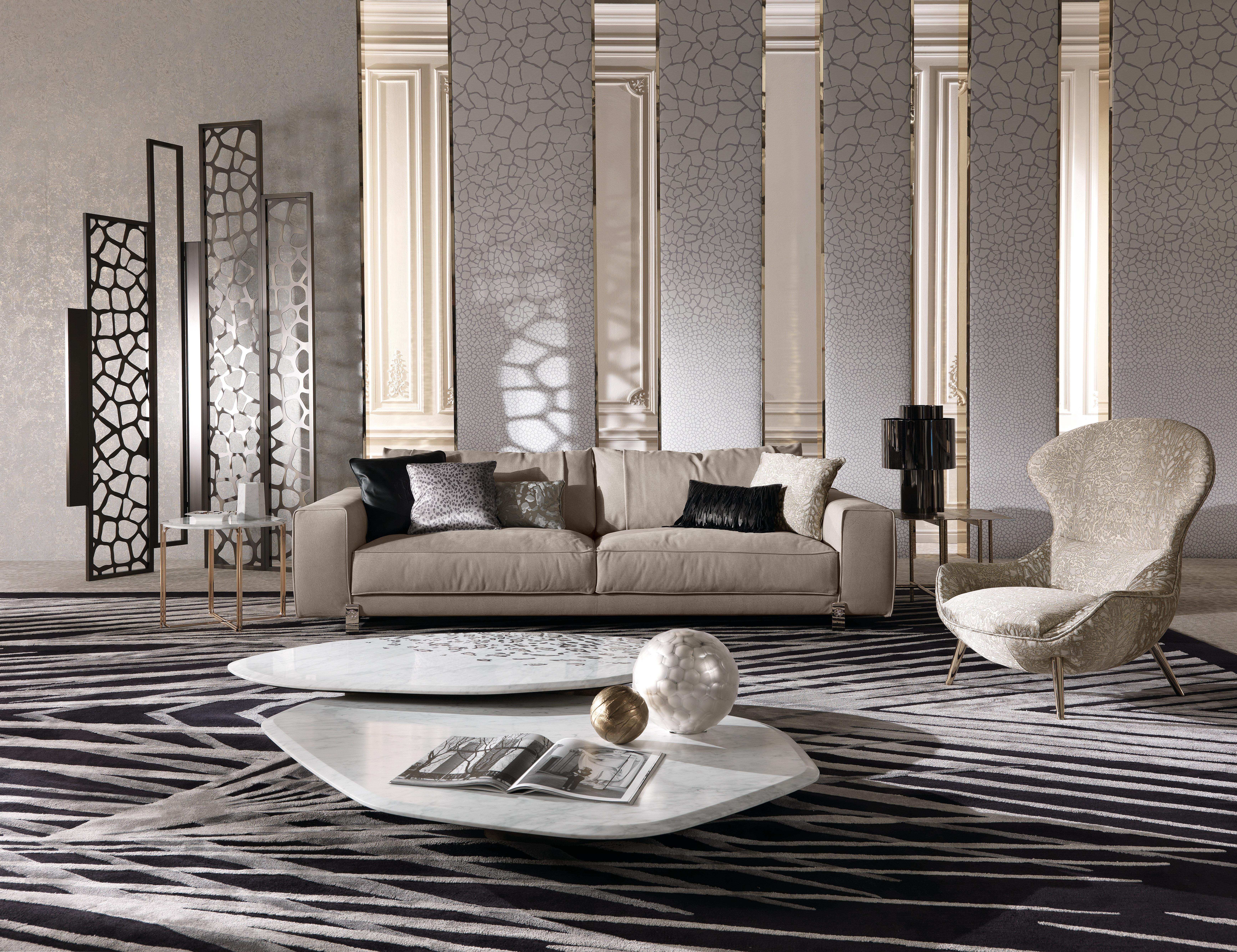 21st Century Ragali Central Table with Marble by Roberto Cavalli Home Interiors In New Condition For Sale In Cantù, Lombardia