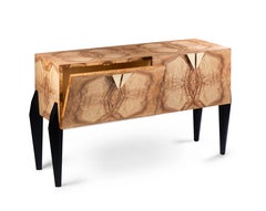 Aparador con incrustaciones Ragno del siglo XXI en madera de olivo, fresno y latón, Made in Italy