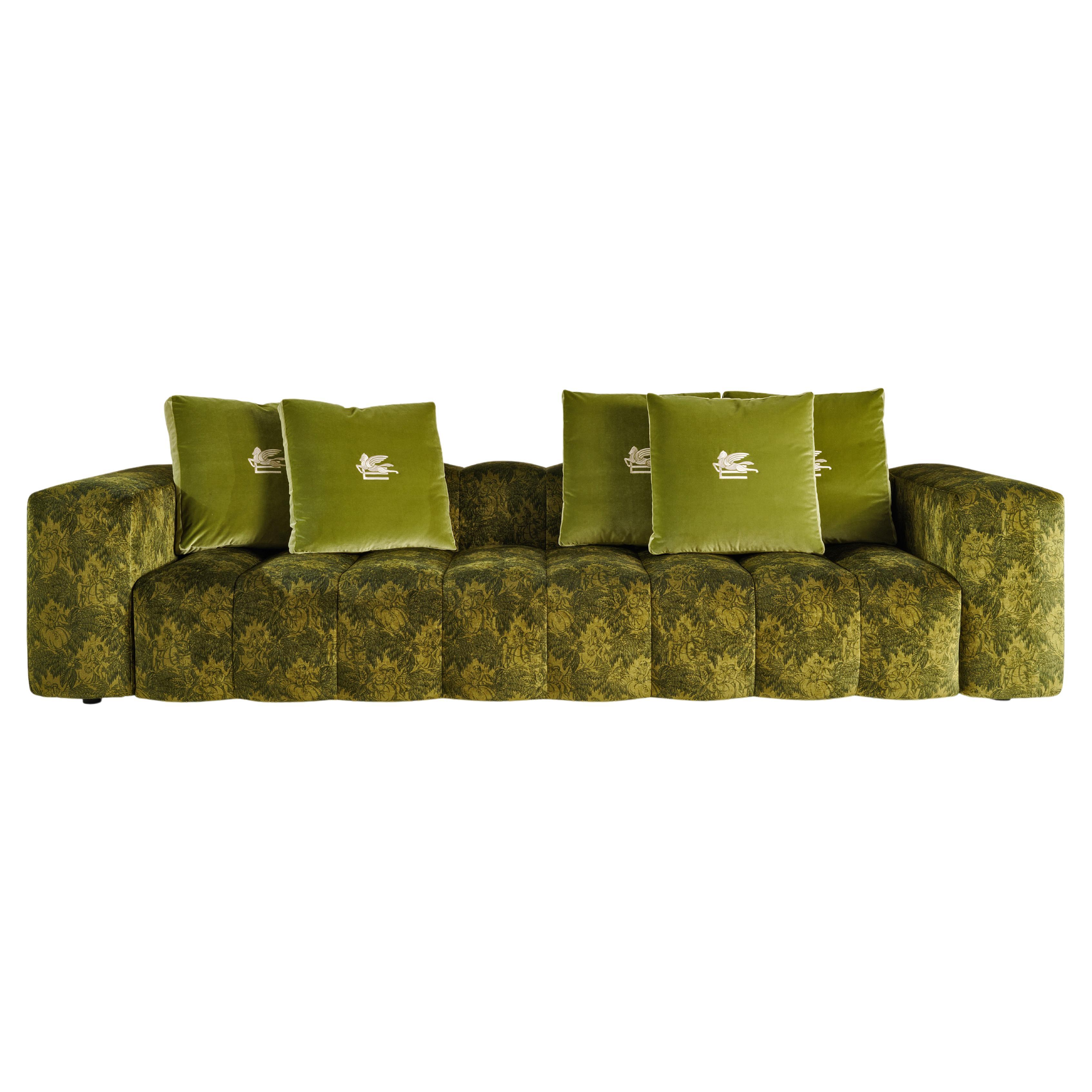 Sofa 21st Century Ratio en velours vert par Etro Home Interiors