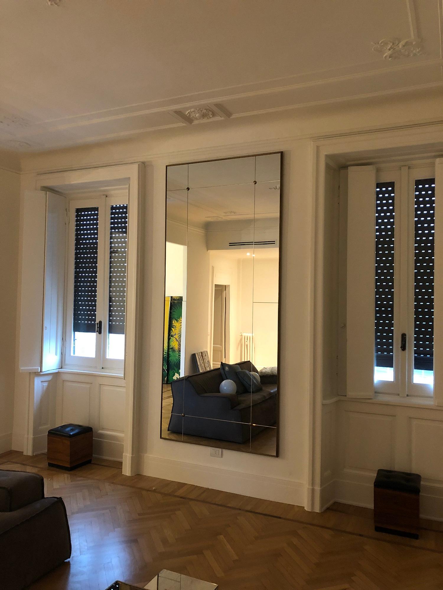 Miroir rectangulaire de style Art déco du 21e siècle à panneaux en laiton vieilli 100x200 en vente 4