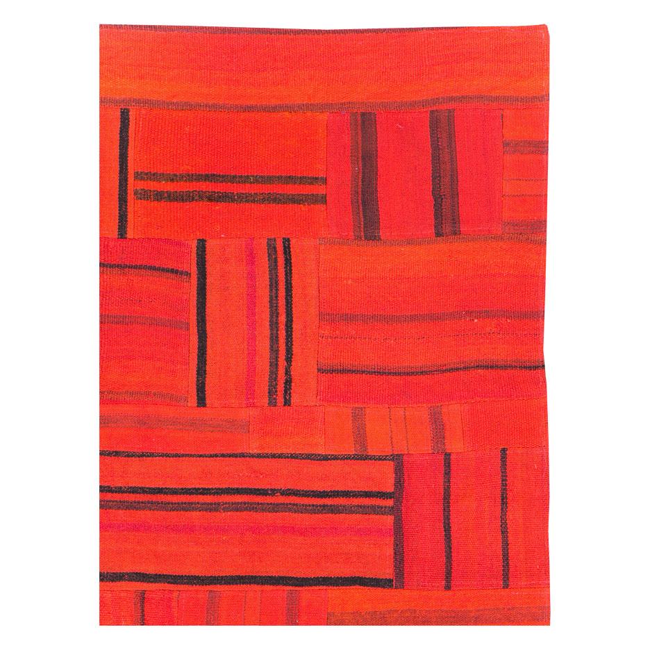 Türkischer Flachgewebter Kelim-Akzent-Teppich im Patchwork-Stil des 21. Jahrhunderts (Moderne) im Angebot