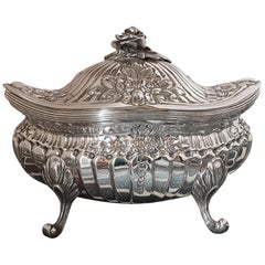 Boîte à sucre en argent sterling de style rococo du 21e siècle, Italie, 2005