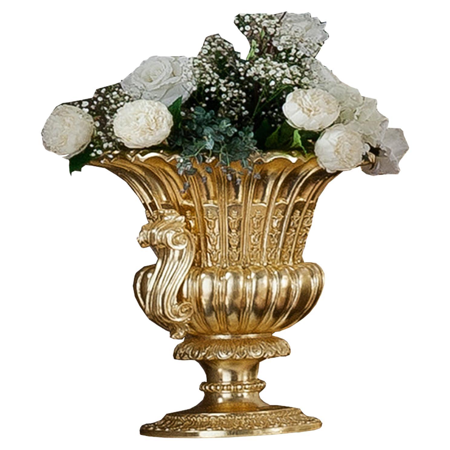Vase décoratif romain en bois du 21e siècle avec finition dorée par Gastone modenois en vente