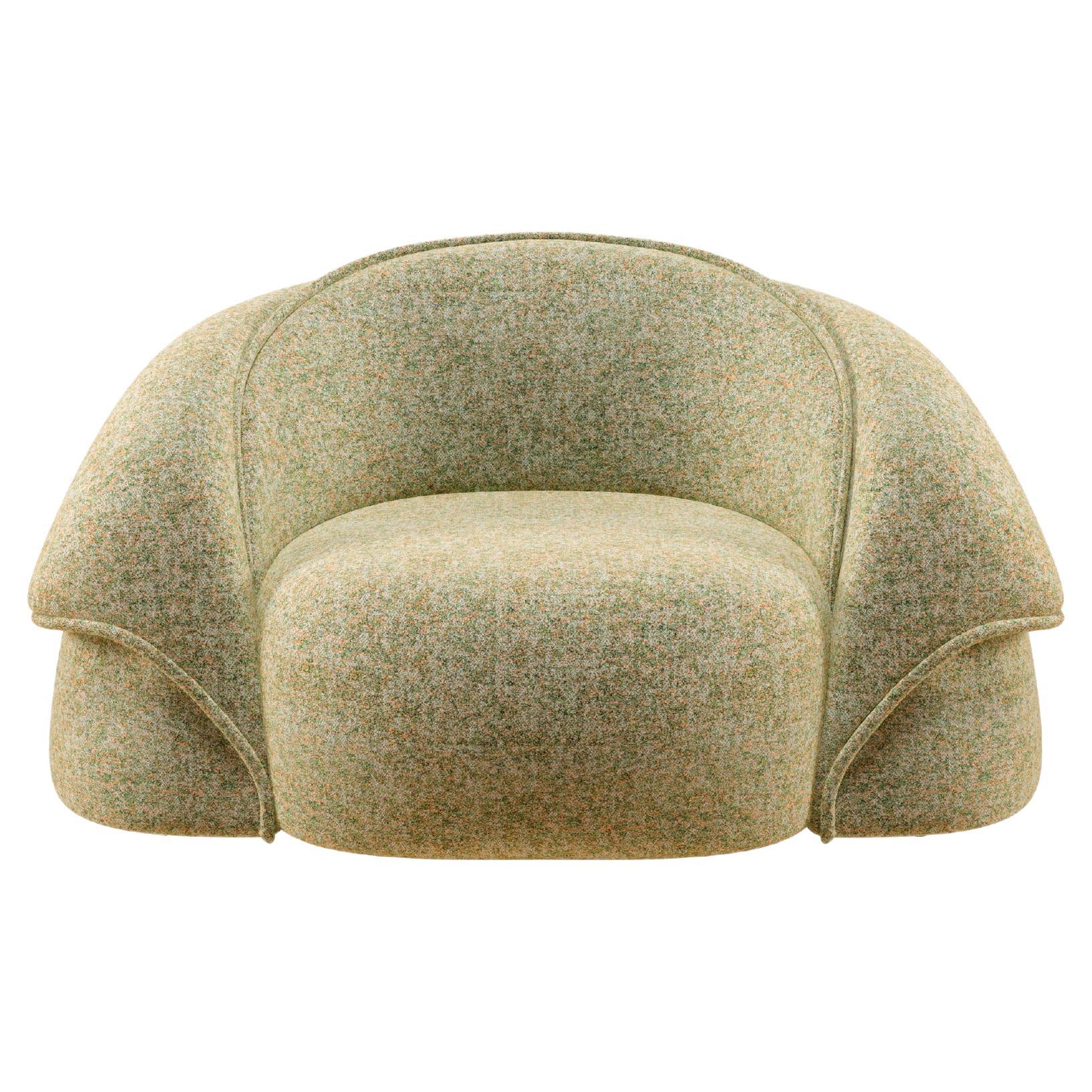 Romy Schneider war eine hochgelobte und vielseitige, in Österreich geborene Schauspielerin, die aufgrund ihres Talents und ihrer Schönheit internationale Anerkennung erlangte. Schneiders Schauspielkarriere begann schon in jungen Jahren, und sie