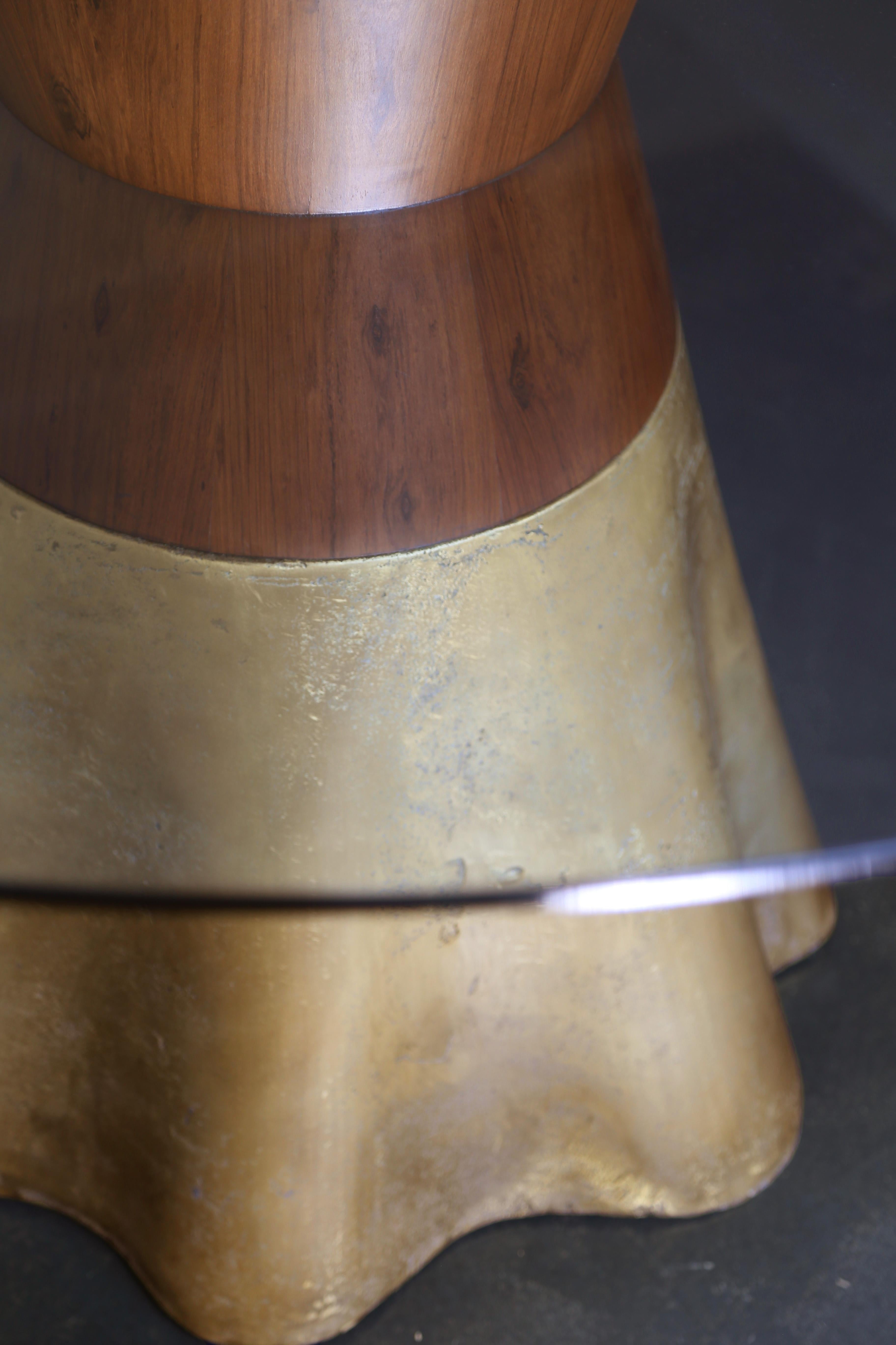 Argentin Table de salle à manger ronde du 21e siècle en bronze moulé de Costantini, Tavola 9 en vente