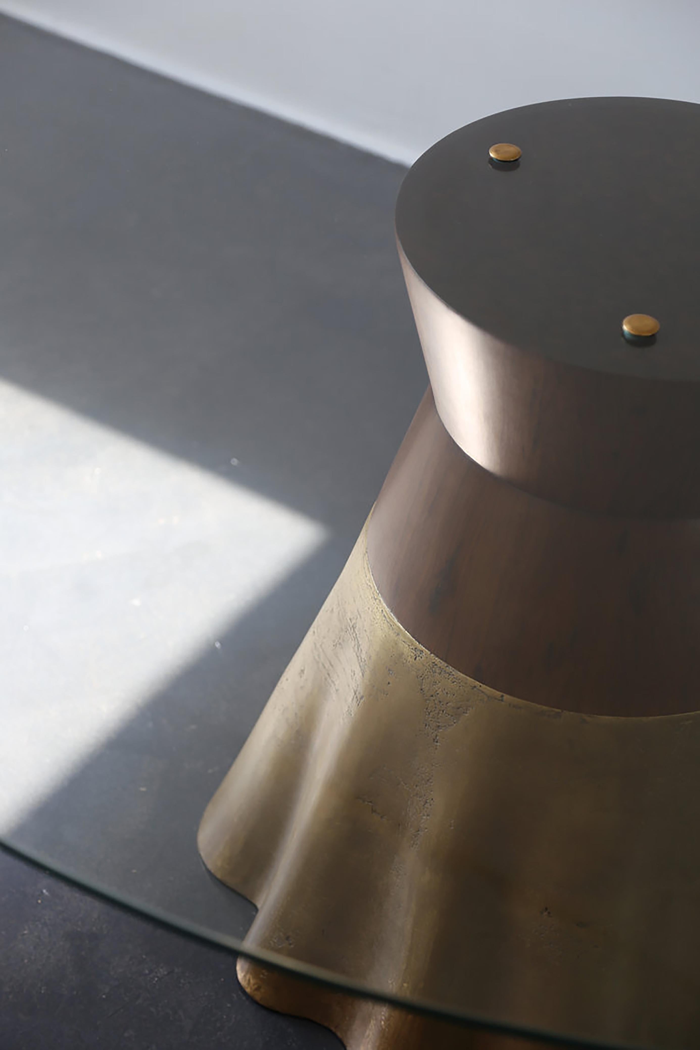 Moderne Table de salle à manger ronde du 21e siècle en bronze moulé de Costantini, Tavola 9 en vente