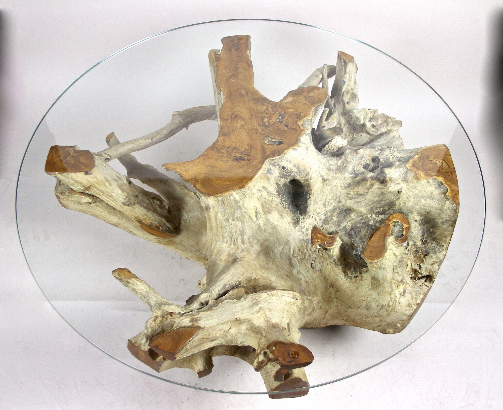 21st Century Round Teak Root Coffee Table with Glass Plate, Organic Modern, 2024 For Sale 3
